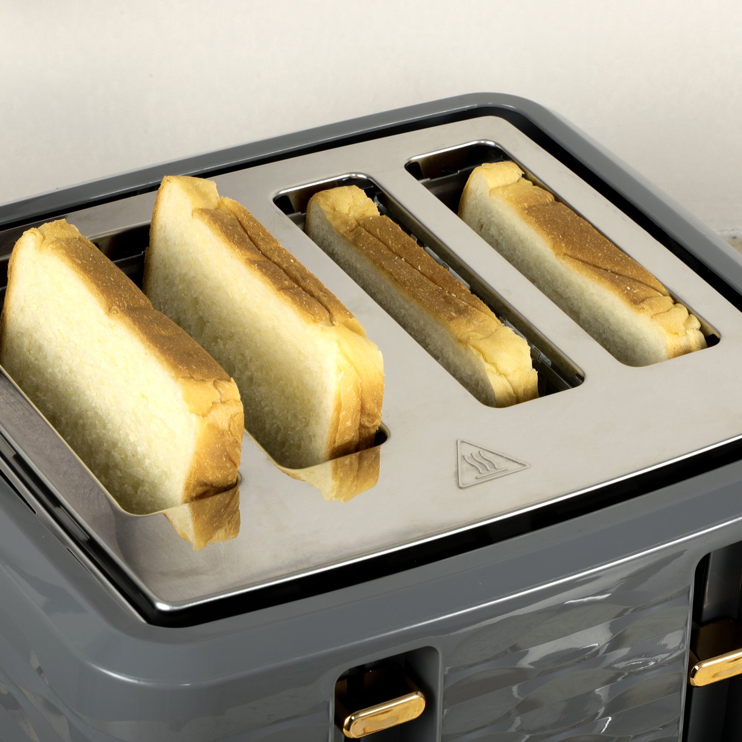 HOMCOM Four-Slice Rippled Toaster Grey With Seven Browning Levels And Auto Centring