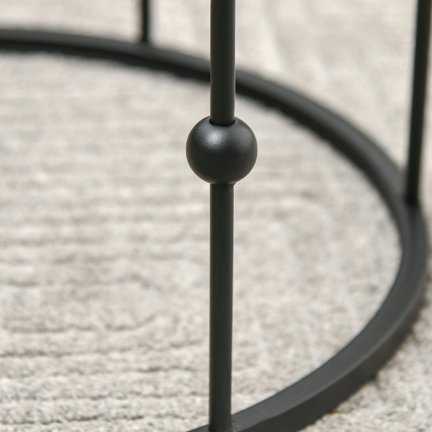 HOMCOM Nesting Round Coffee Tables Set Of 2 Black With Metal Hoop Frame And Tempered Glass Tops