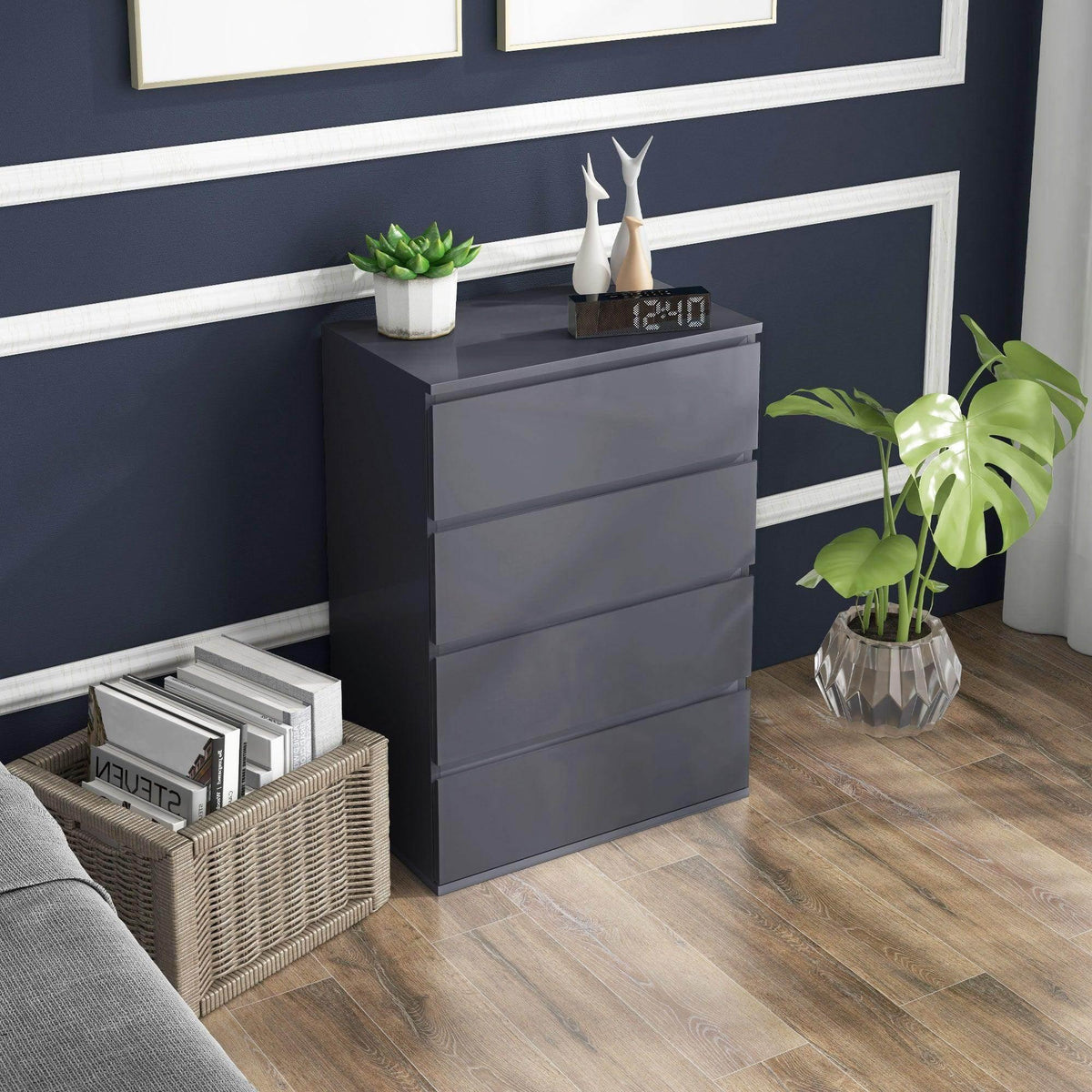 High-gloss 4-drawer chest of drawers, dark gray with recessed drawer fronts