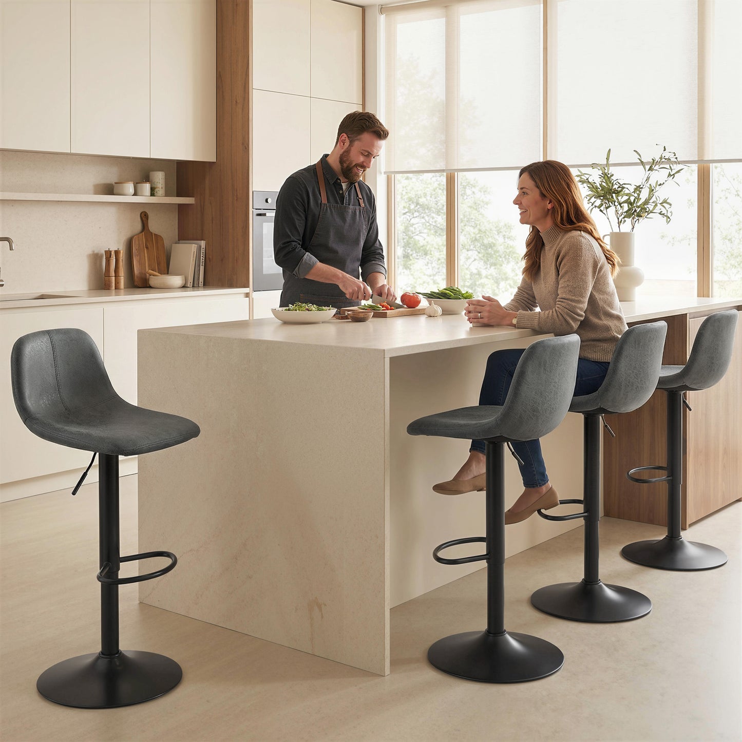 HOMCOM Bar Stools Set Of 2 Modern Swivel Barstools With Footrest Adjustable Height 60 cm To 82 cm For Kitchen Island Grey