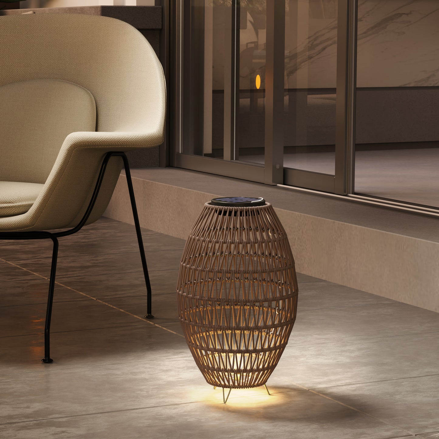 Outsunny Rattan Solar Lamp Outdoor Lantern IP44 Waterproof Auto On Off Light for Porch and Pathway Dark Brown