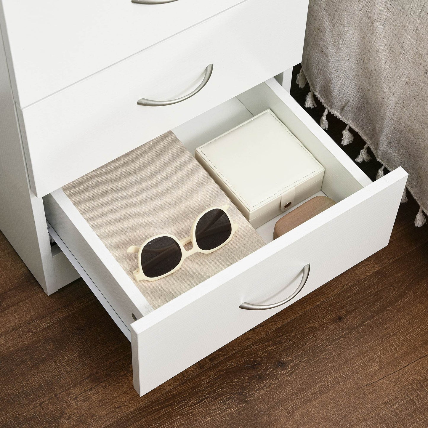 HOMCOM Modern White Nightstand with Three Drawers - ALL4U RETAILER LTD