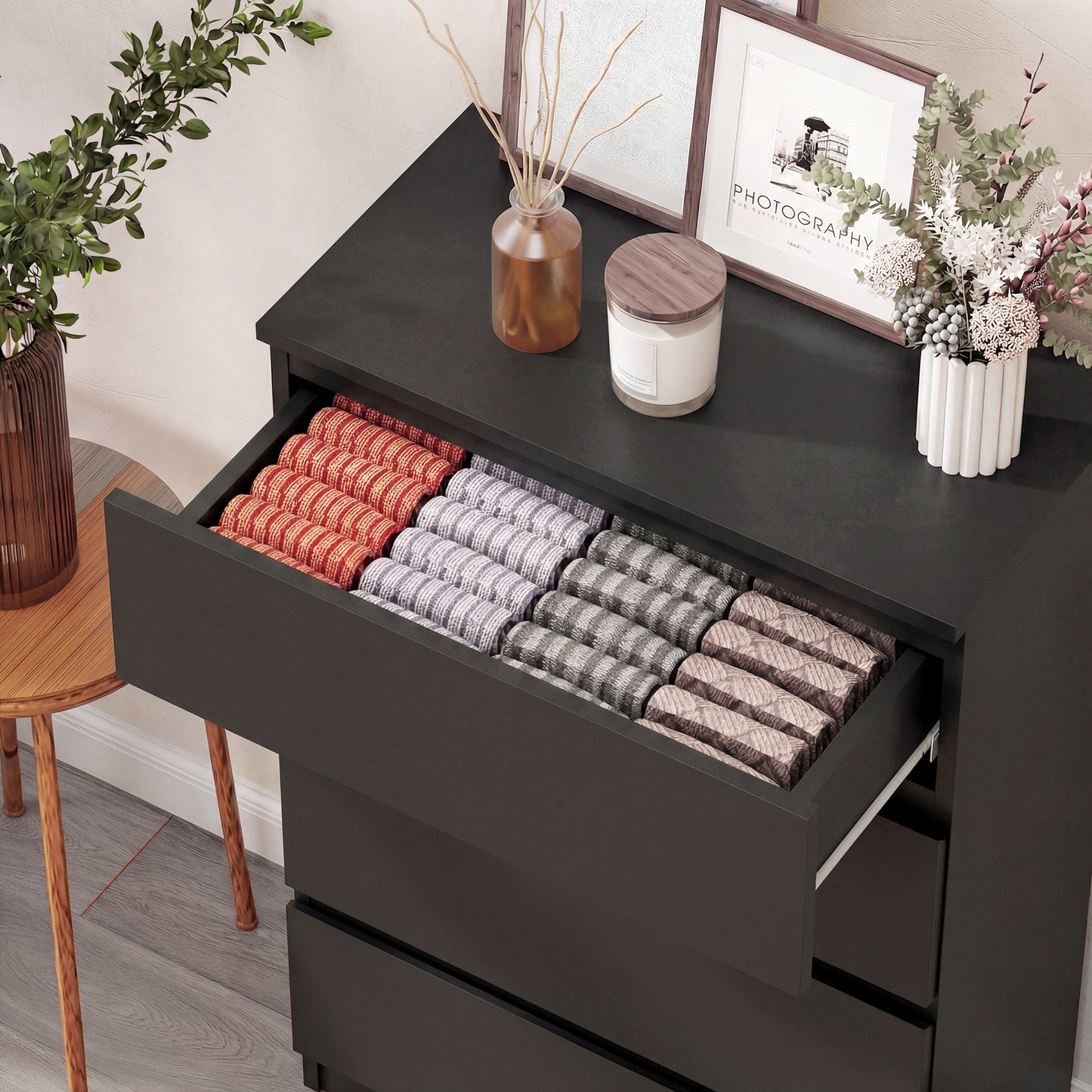 HOMCOM Five Drawer Chest Modern Dresser For Bedroom Storage And Space Saving Organization