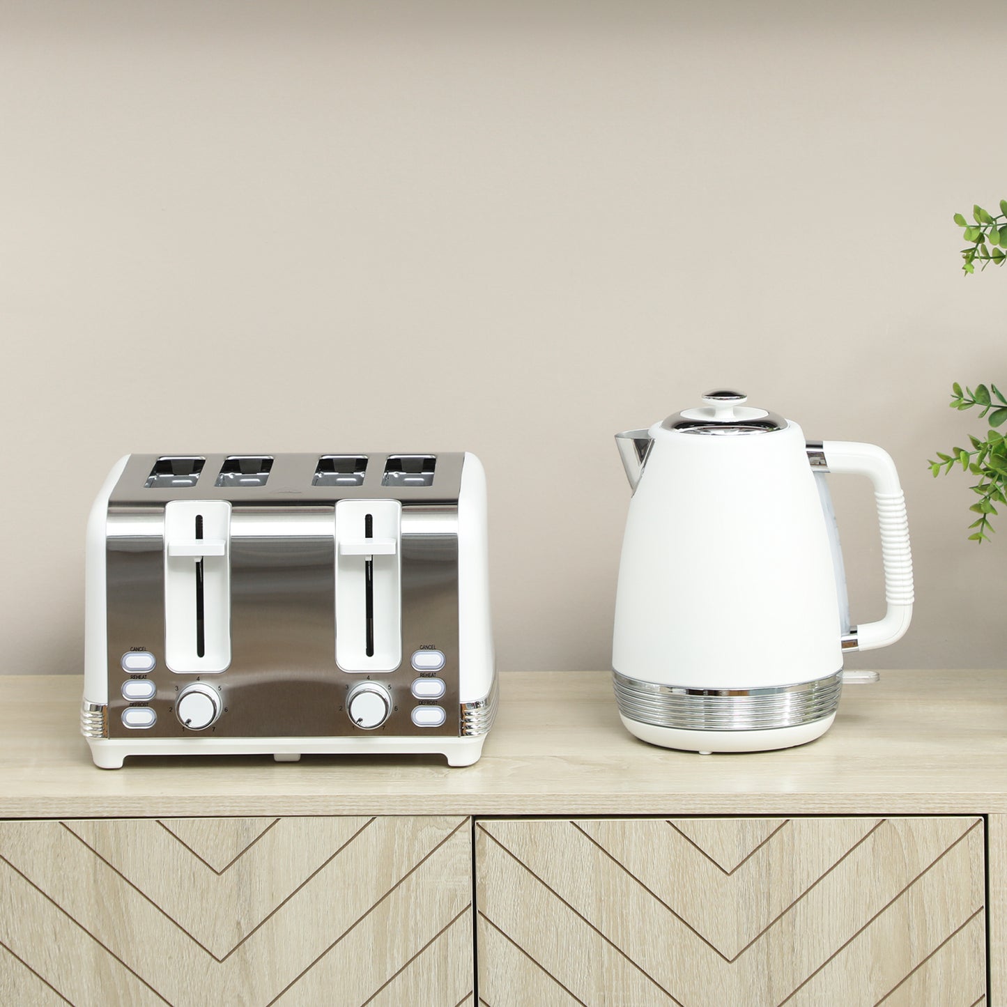 HOMCOM Stainless Steel Panel Kettle And Toaster Set White 1.7L Kettle With UK Strix Thermostat Auto Shut Off