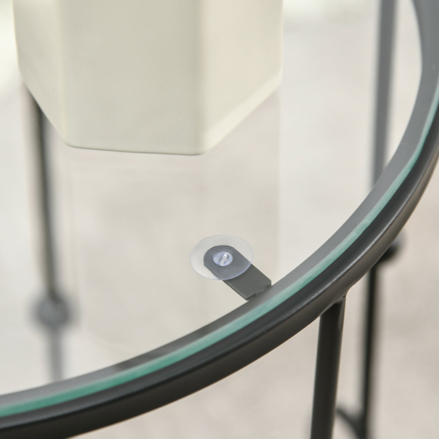 HOMCOM Nesting Round Coffee Tables Set Of 2 Black With Metal Hoop Frame And Tempered Glass Tops