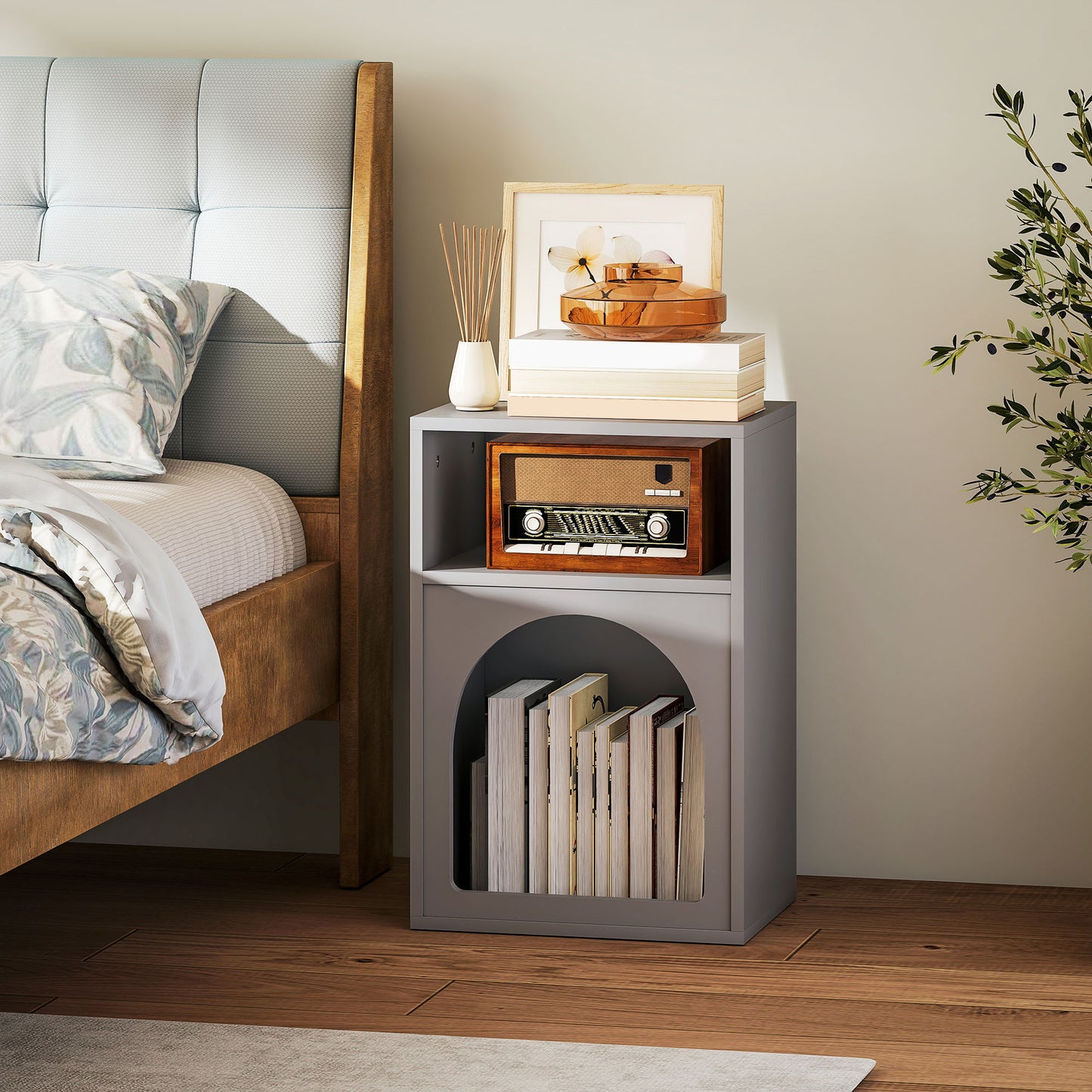 HOMCOM Bedside Table With Two Open Compartments Grey Arch Design End Table For Small Spaces