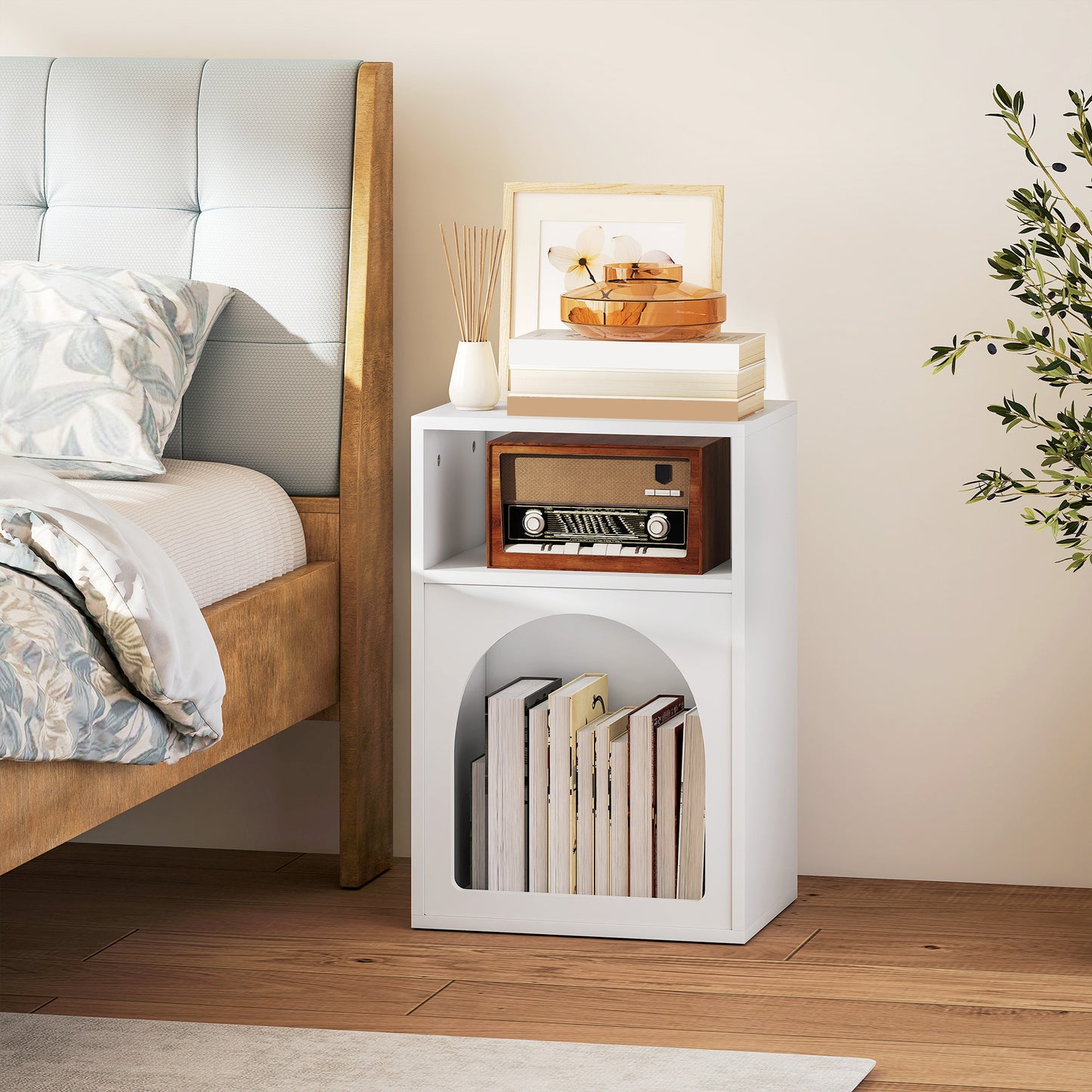 HOMCOM Bedside Table With Arch Design And Two Open Compartments In White For Cozy Storage And End Table Use