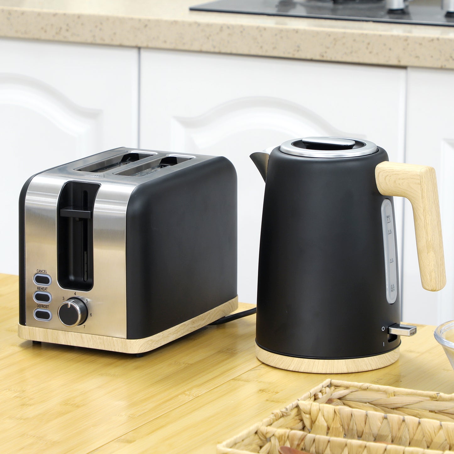 HOMCOM Stainless Steel Kettle And Toaster Set 1.7L 3000W 2 Slice With 7 Browning Levels Defrost Reheat Auto Off Black