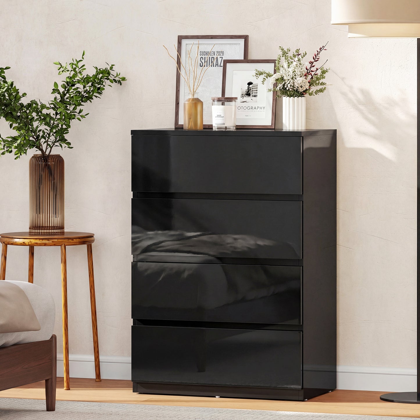 HOMCOM 4 Drawer Chest of Drawers Modern Dresser Storage Cabinet for Bedroom Organization and Clutter Control
