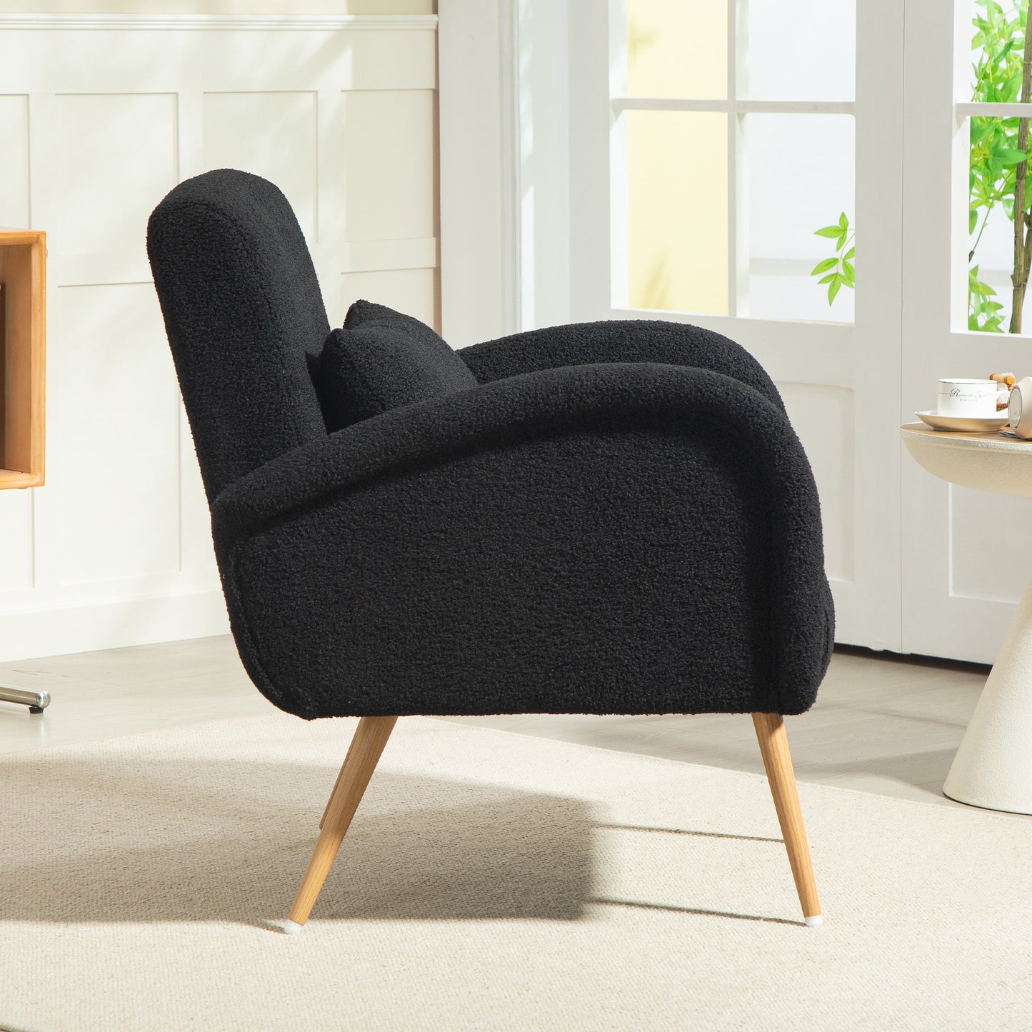 HOMCOM Teddy Fleece Accent Chair Black With Foam Padding And Metal Legs Wood Effect Finish