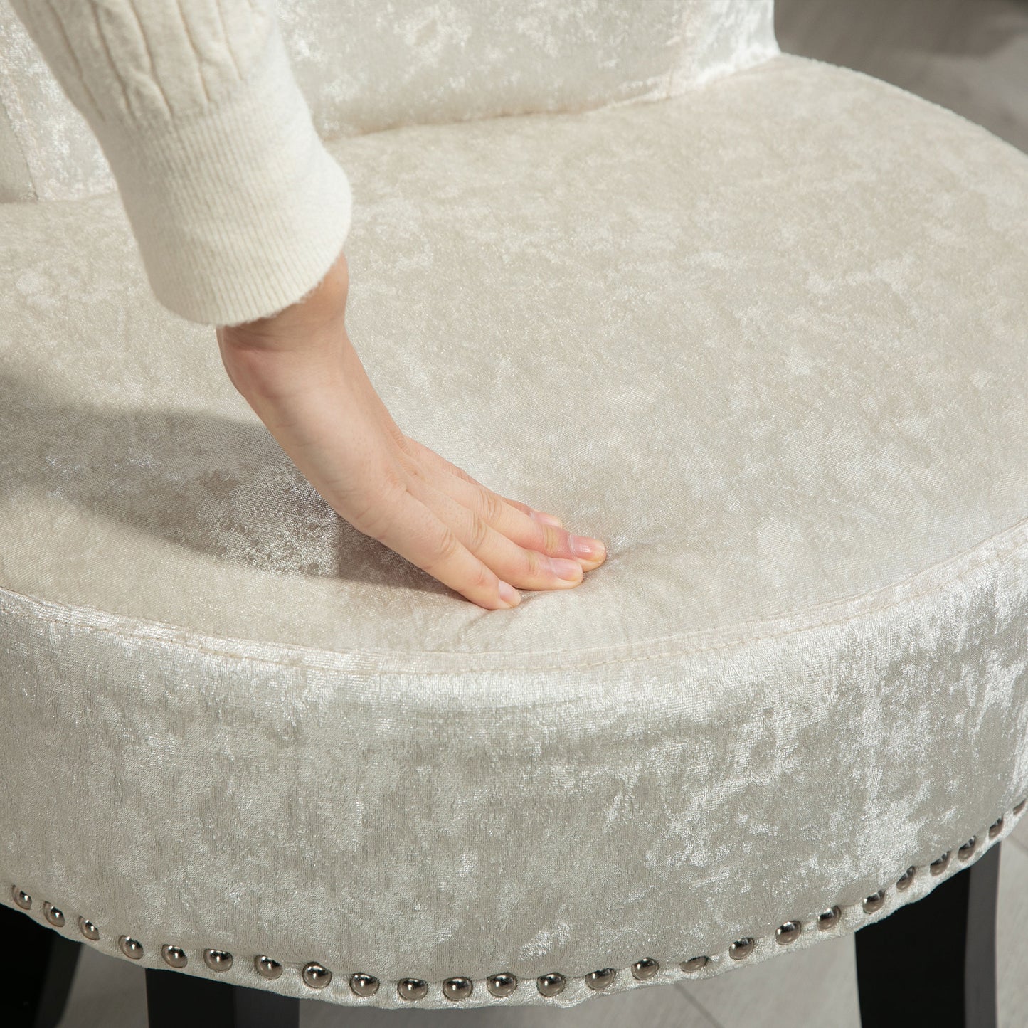 HOMCOM Dressing Table Stool With Rubber Wood Legs Ice Velvet Vanity Chair For Living Room And Bedroom Beige