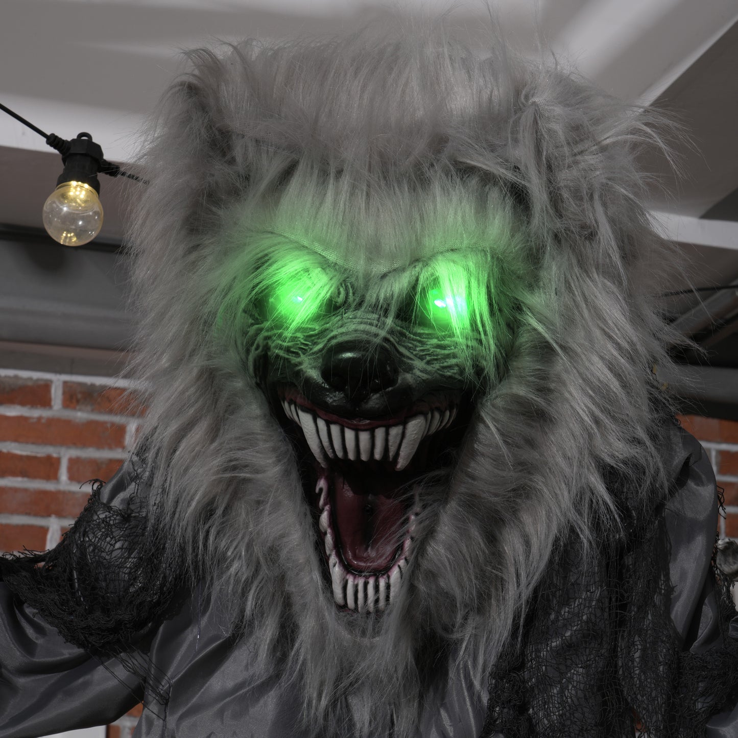 HOMCOM Spine-Chilling 83" Animated Skeleton Werewolf with Sound and Light Effects for Halloween Decor - ALL4U RETAILER LTD