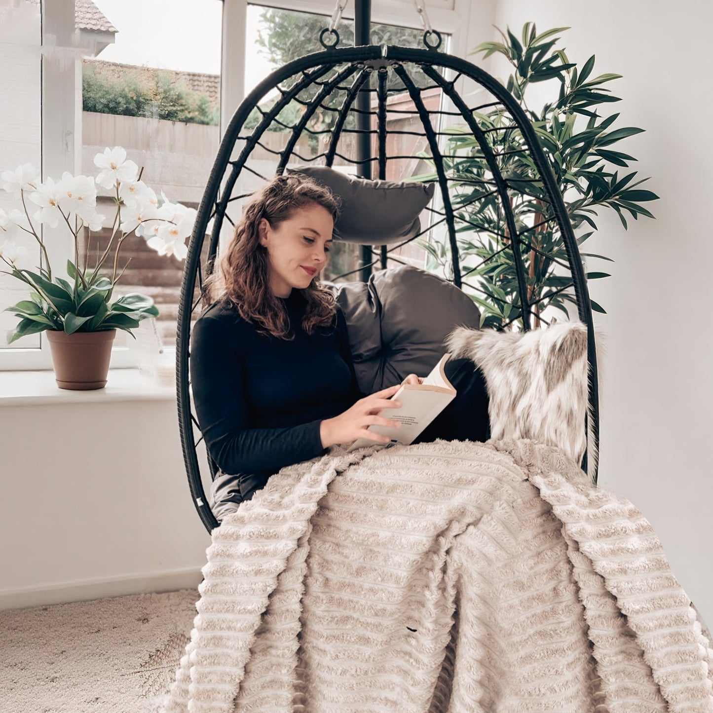 Outsunny Hanging Egg Chair Outdoor Indoor Garden Swing Chair With Folding Basket Thickened Cushion Headrest Stand Grey