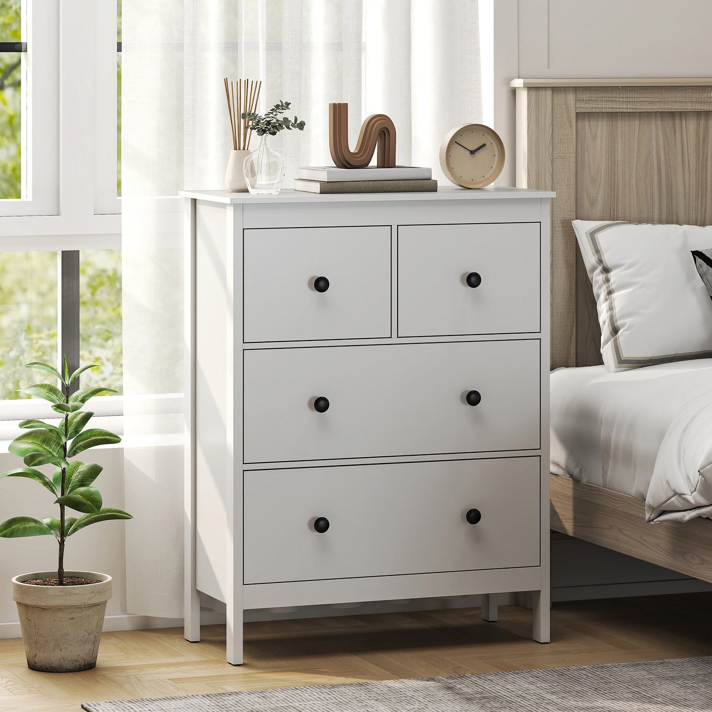 HOMCOM Modern 4 Drawer Chest Of Drawers White Dresser For Living Room Hallway Entryway