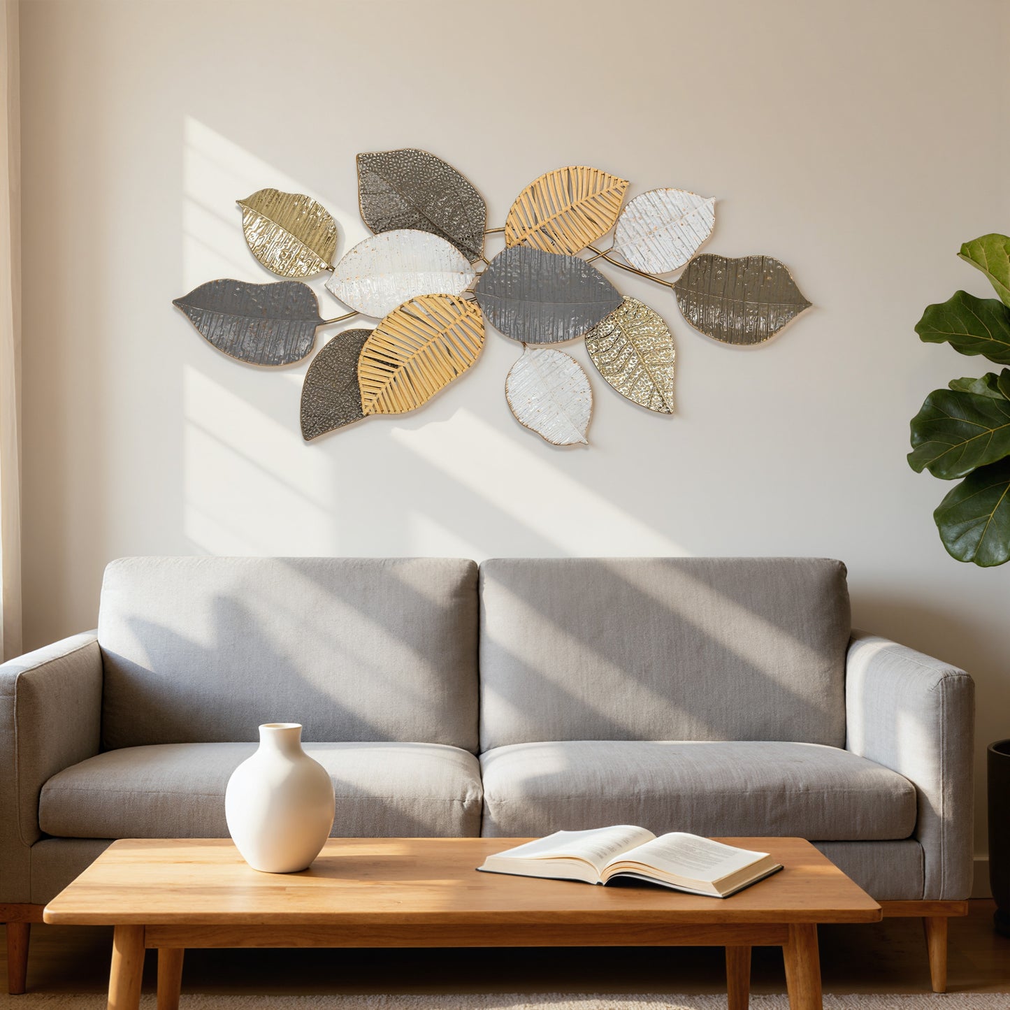 HOMCOM Metal Wall Art Modern Leaf Design Hanging Decor For Living Room Bedroom And Entryway 90.5W x 49H x 5D cm