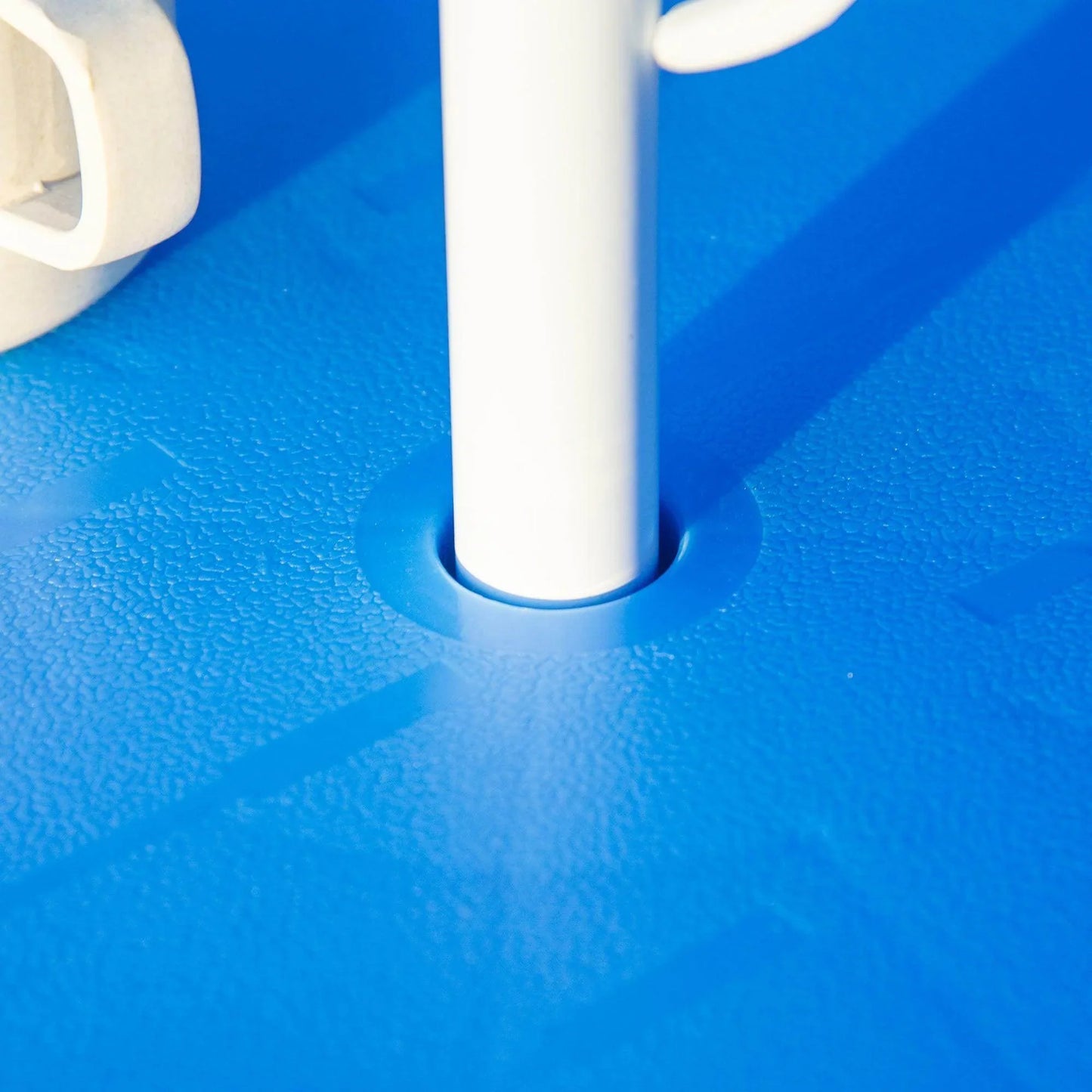 HOMCOM Kids Outdoor Picnic Table Set - Shark Design - ALL4U RETAILER LTD