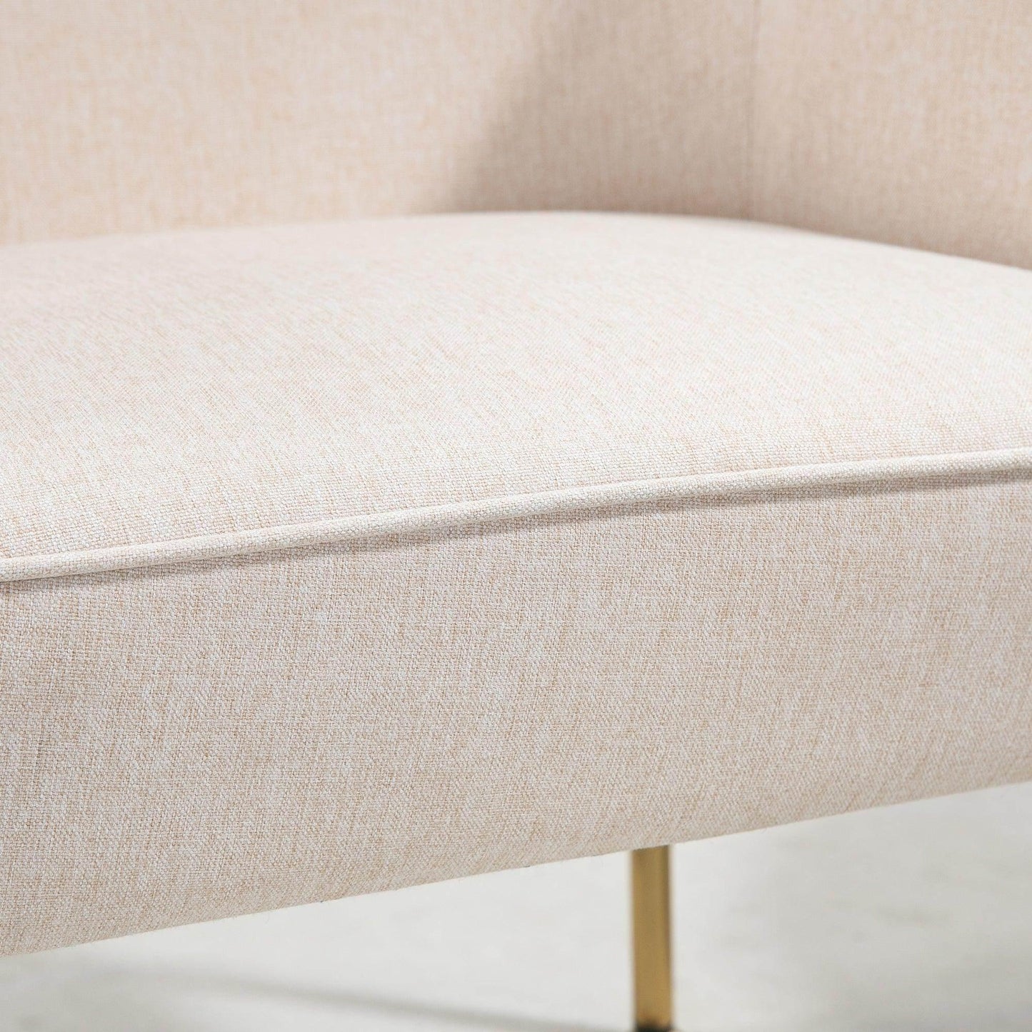 HOMCOM White Armchair for Modern Spaces - ALL4U RETAILER LTD