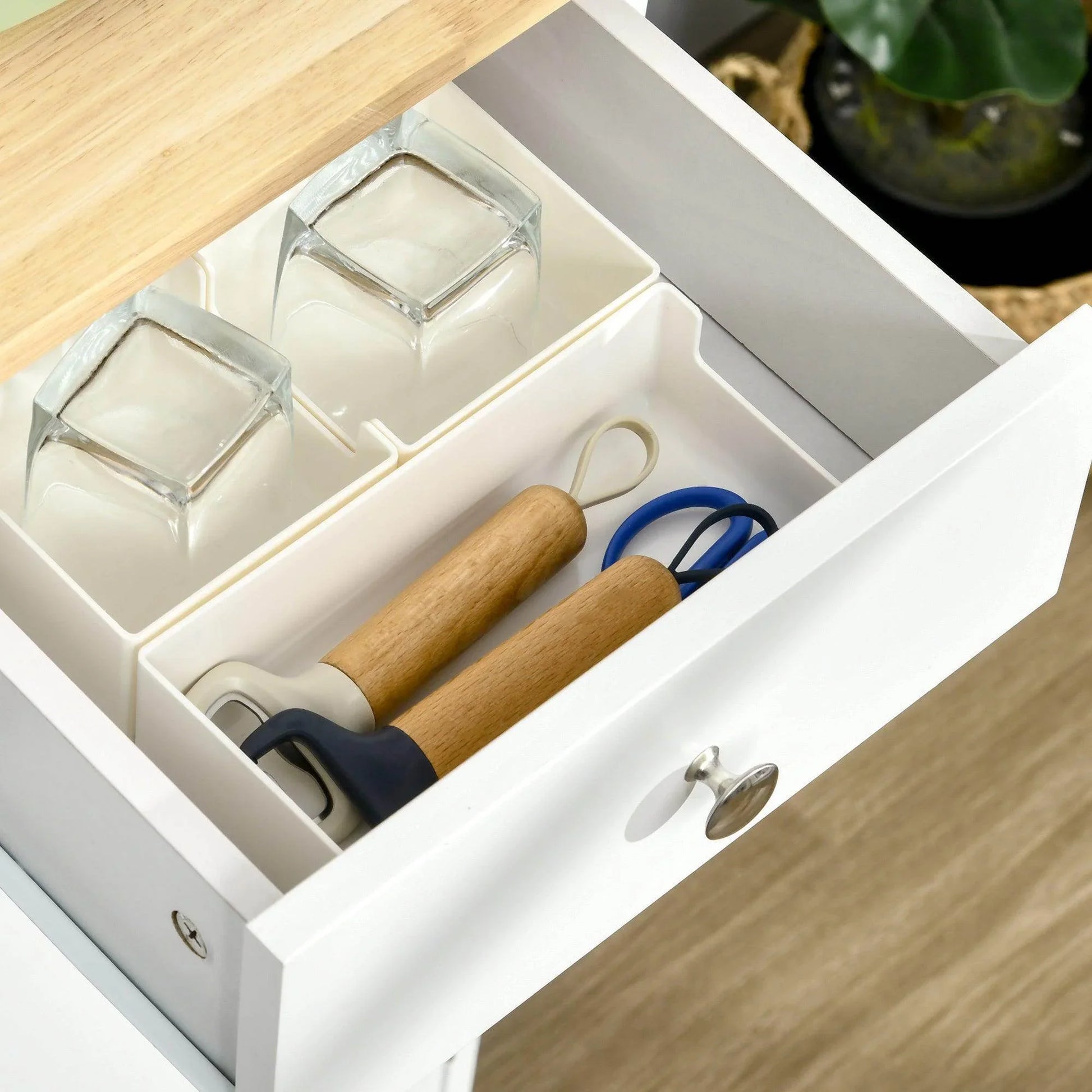 HOMCOM White Sideboard with Storage - Stylish and Functional - ALL4U RETAILER LTD