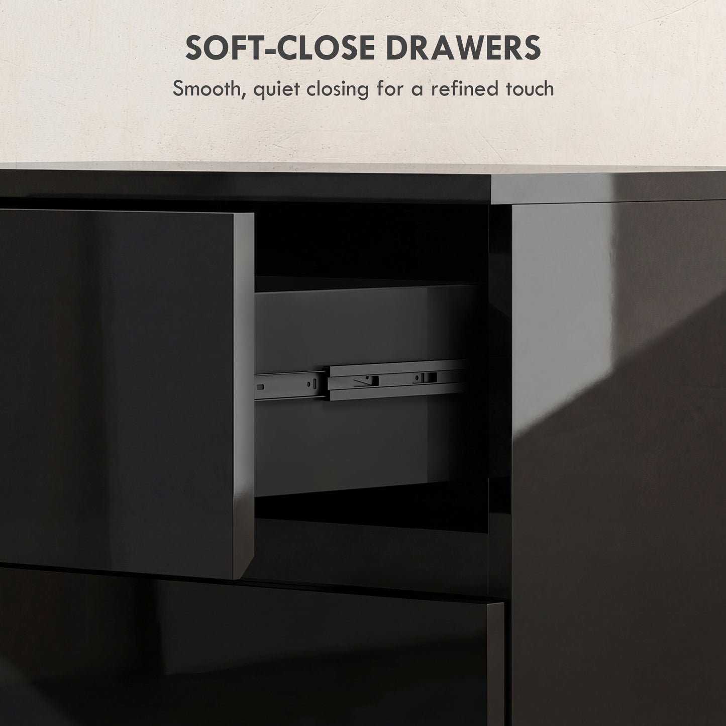 HOMCOM 4 Drawer Chest of Drawers Modern Dresser Storage Cabinet for Bedroom Organization and Clutter Control