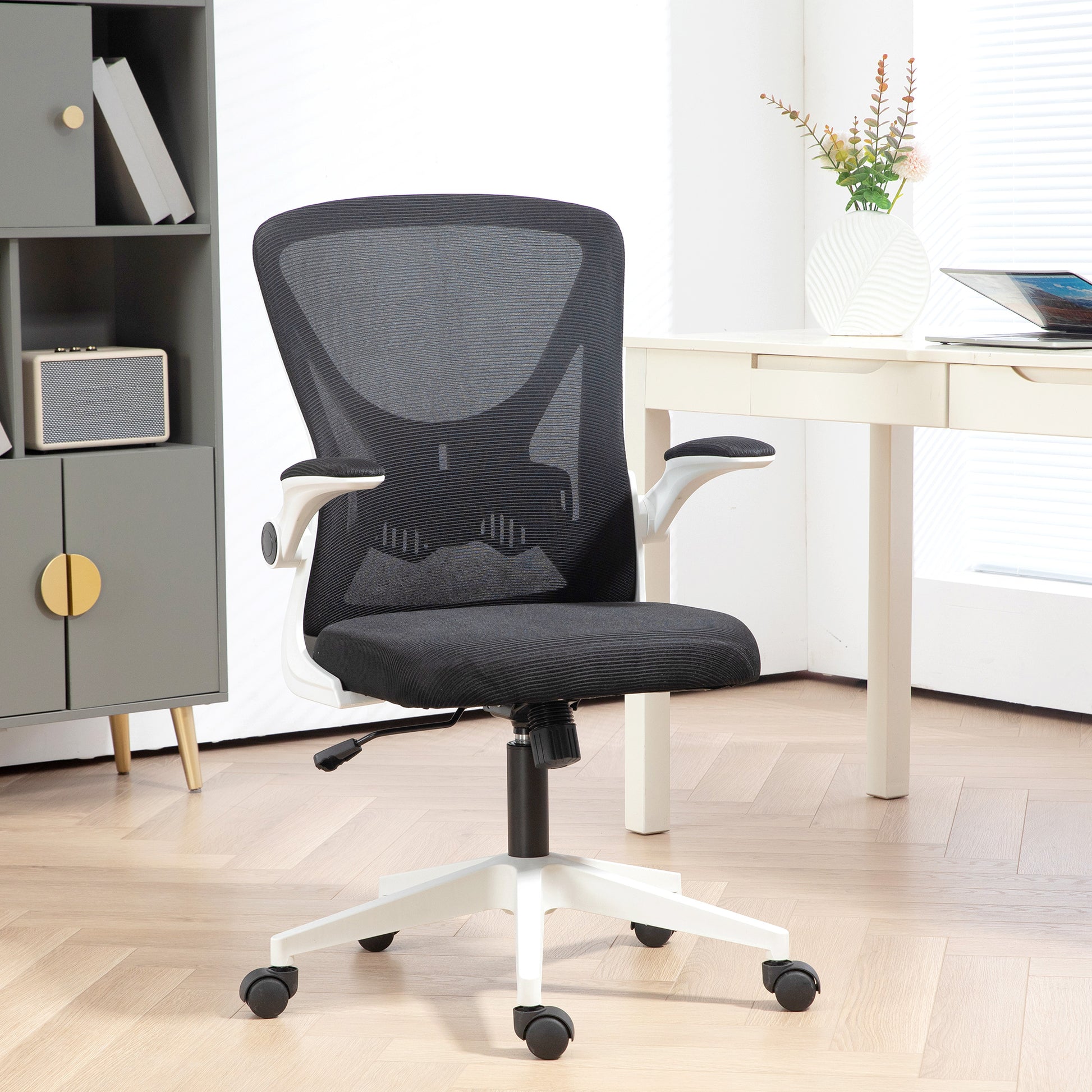 Vinsetto Ergonomic Mesh Office Chair with Adjustable Height and Flip-Up Armrests - Black - ALL4U RETAILER LTD