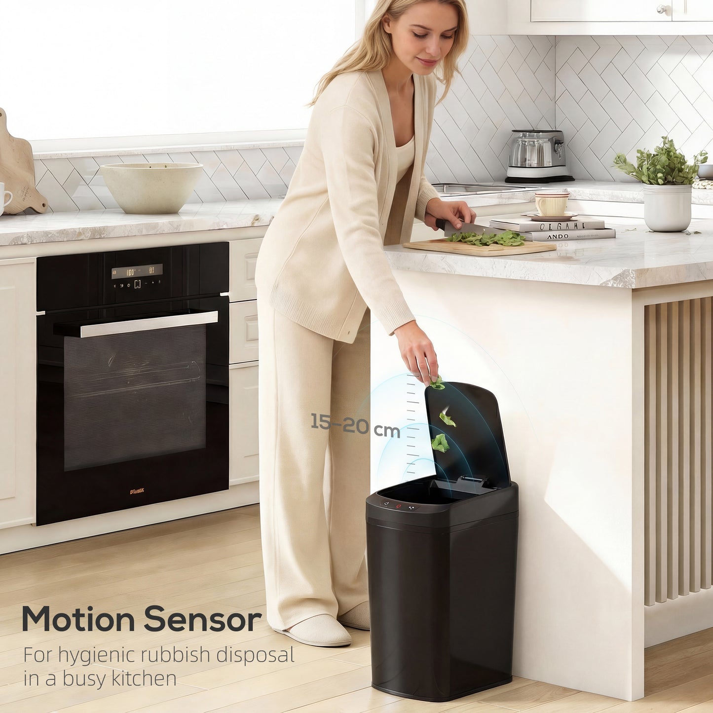 HOMCOM 12L Sensor Bin Automatic Touchless Motion Sensor Kitchen Bin in Fingerprint Resistant Stainless Steel Black