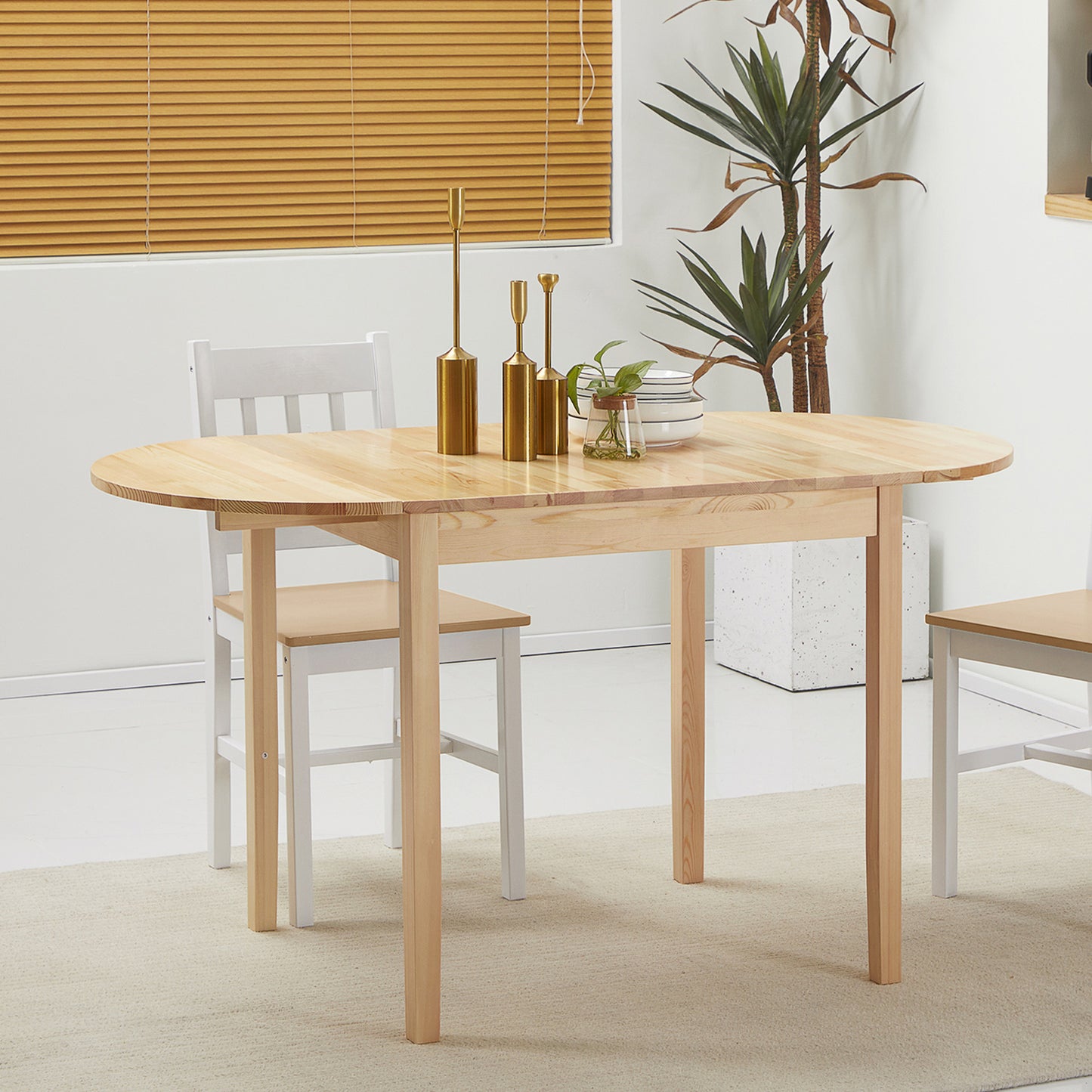 Homcom Four To Six People Wooden Drop Leaf Dining Table With Extendable Sides Natural Finish