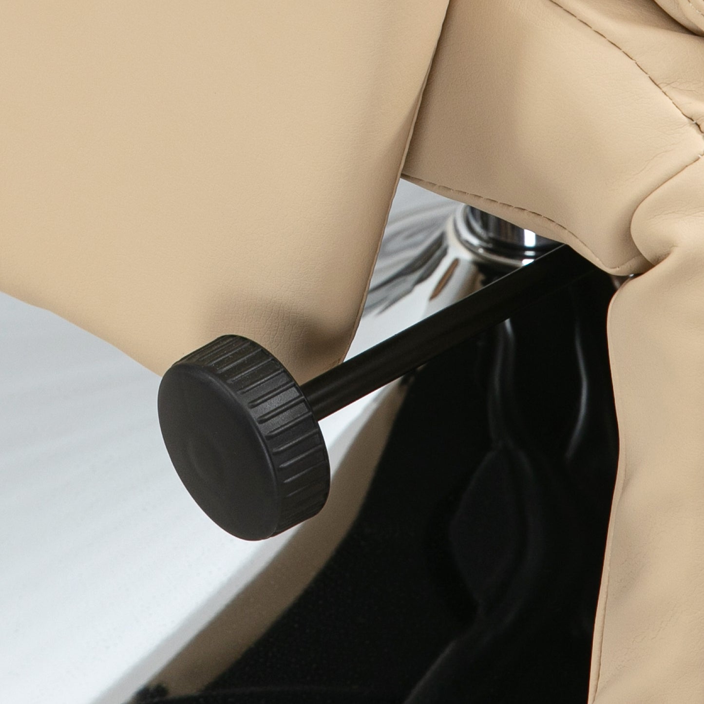 HOMCOM Manual Adjustable Swivel Recliner Chair With Footrest Padded Arms PU Leather Upholstery Beige