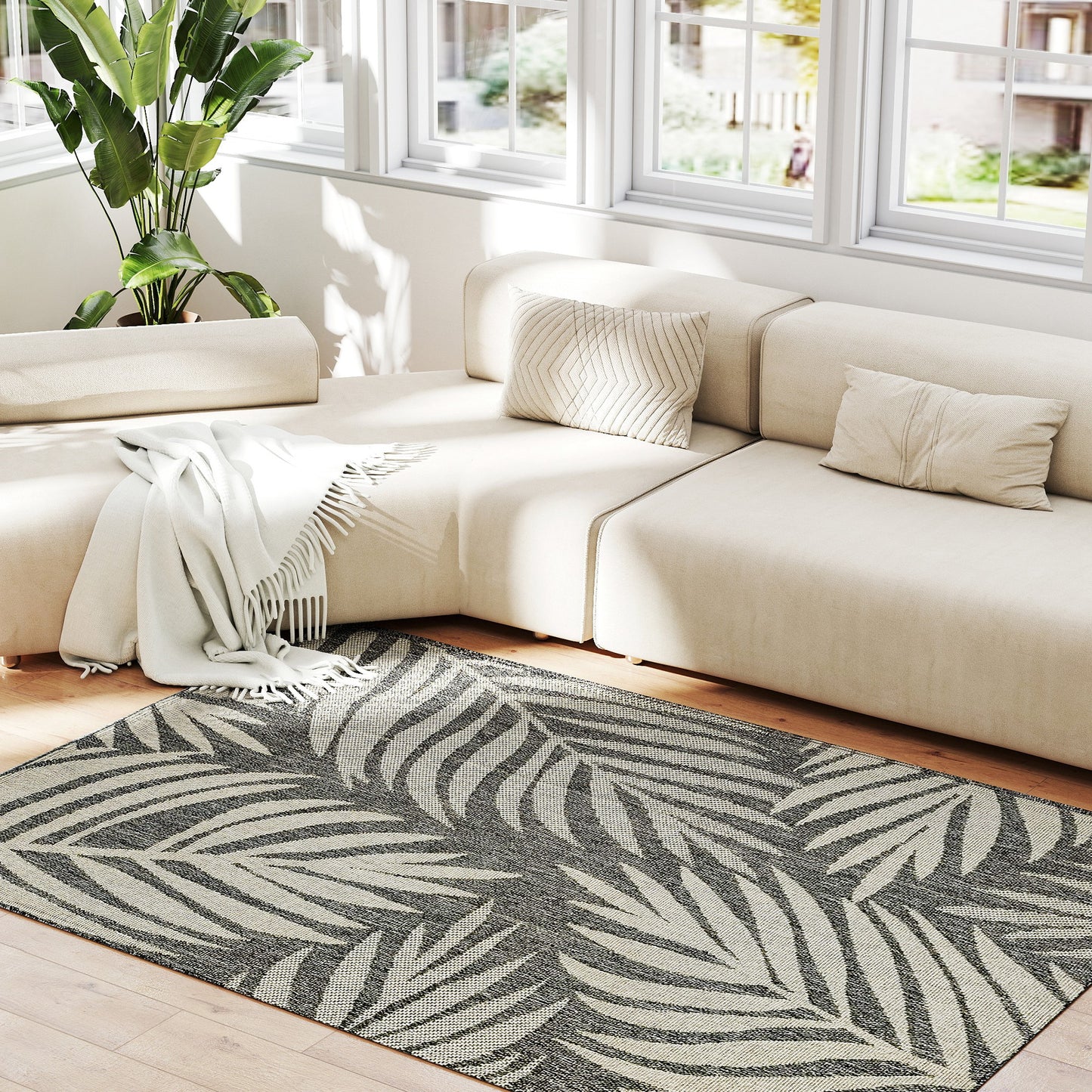 HOMCOM UV Resistant Indoor Outdoor Area Rug 170 x 120 cm Grey Easy Care Machine Washable