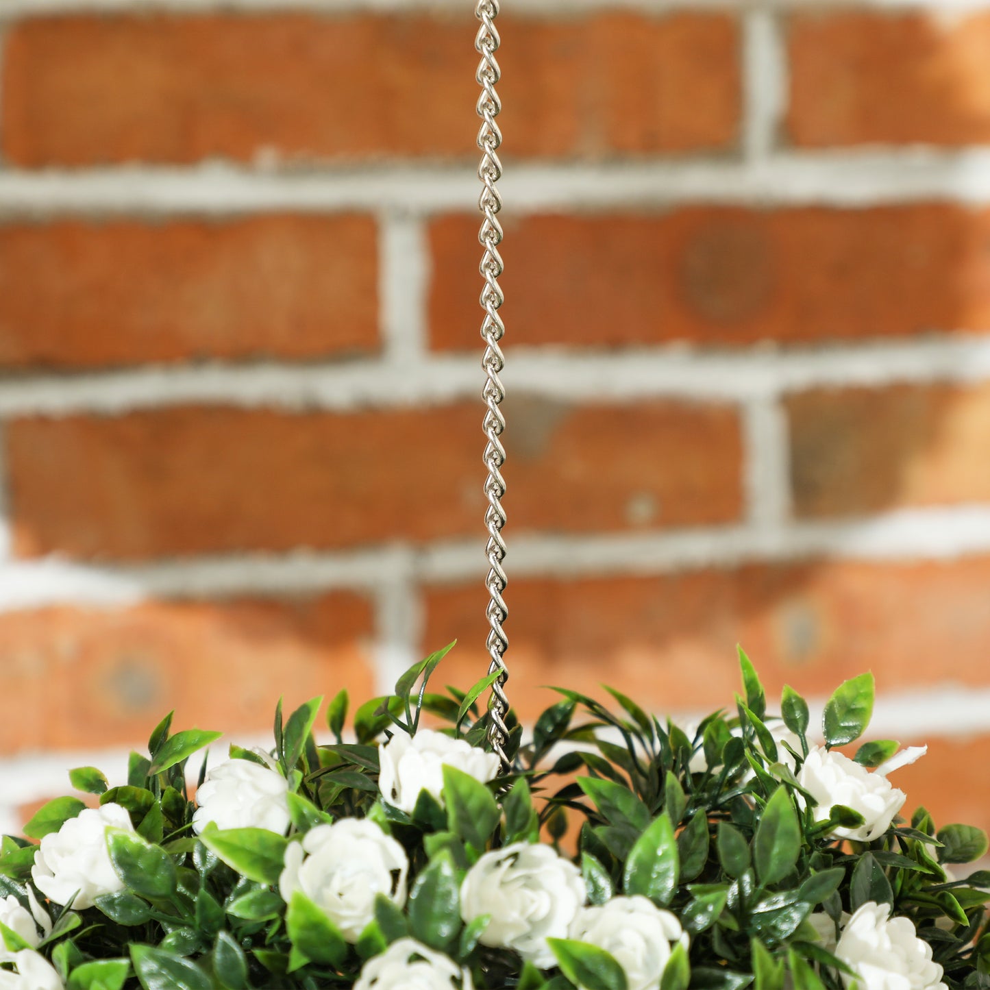 HOMCOM Set 2 Decorative Artificial Topiary Rose Balls UV Protected Outdoor Indoor Decor 28cm White
