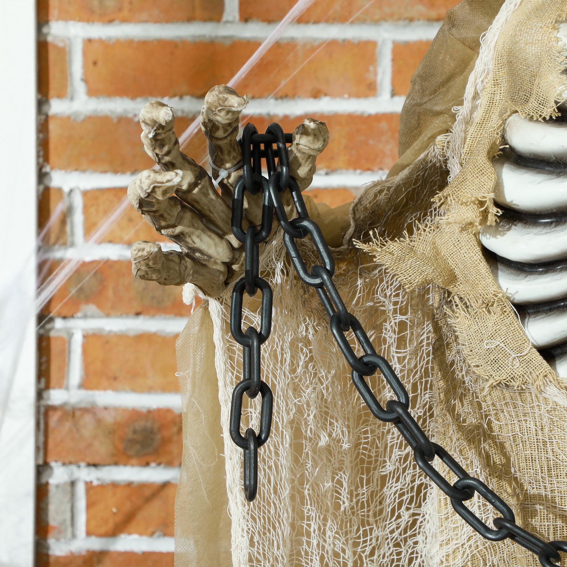 HOMCOM Creepy Animated Hanging Skeleton with Sound and Lights for Halloween Decoration - ALL4U RETAILER LTD