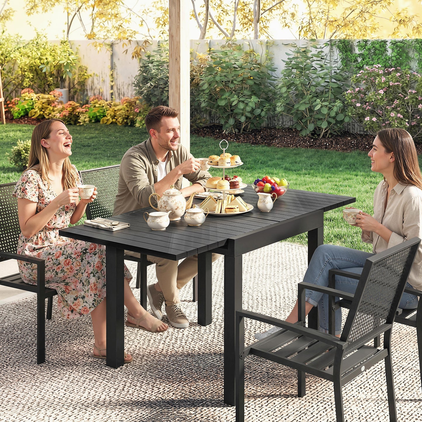 Outsunny Extendable Garden Table For Four To Six, Aluminium Outdoor Dining Table With Faux Wood Slatted Top, Black