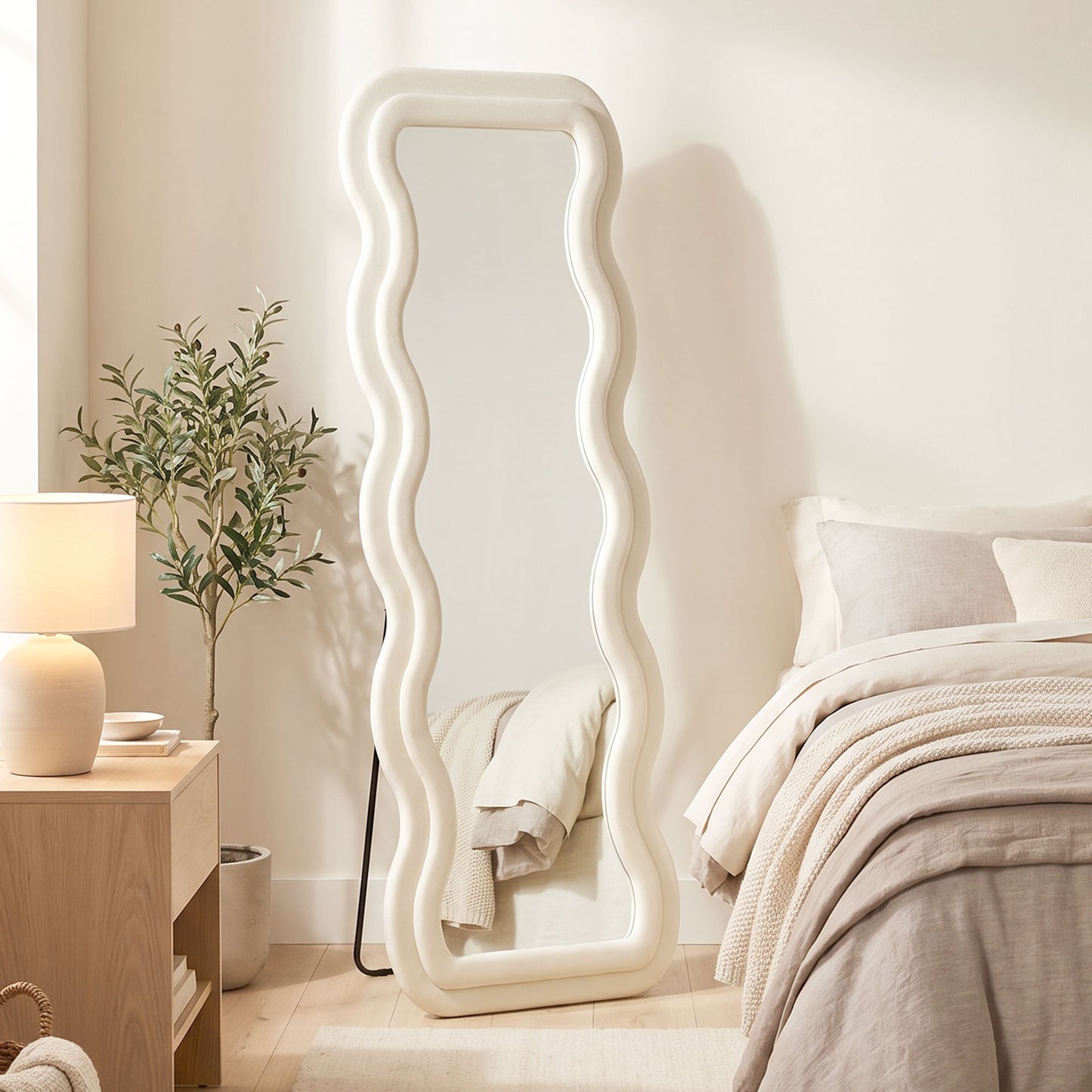 HOMCOM Full Length Mirror 160 x 60 cm Wavy Velvet Frame Wall Standing Mirror With Tempered Glass Cream White