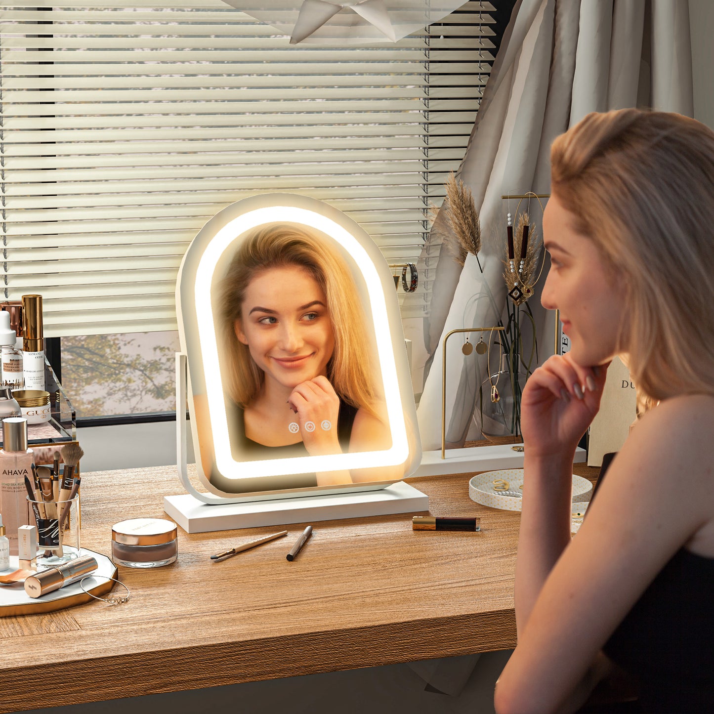 HOMCOM 33 x 44.5cm LED Vanity Mirror White With Adjustable Lighting For Day To Night Grooming