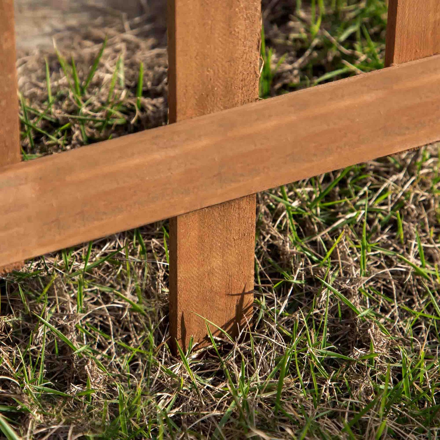 Outsunny 24 Pack Wooden Border Fences For Garden Edging And Flowerbeds 60L x 1D x 34H Cm Brown