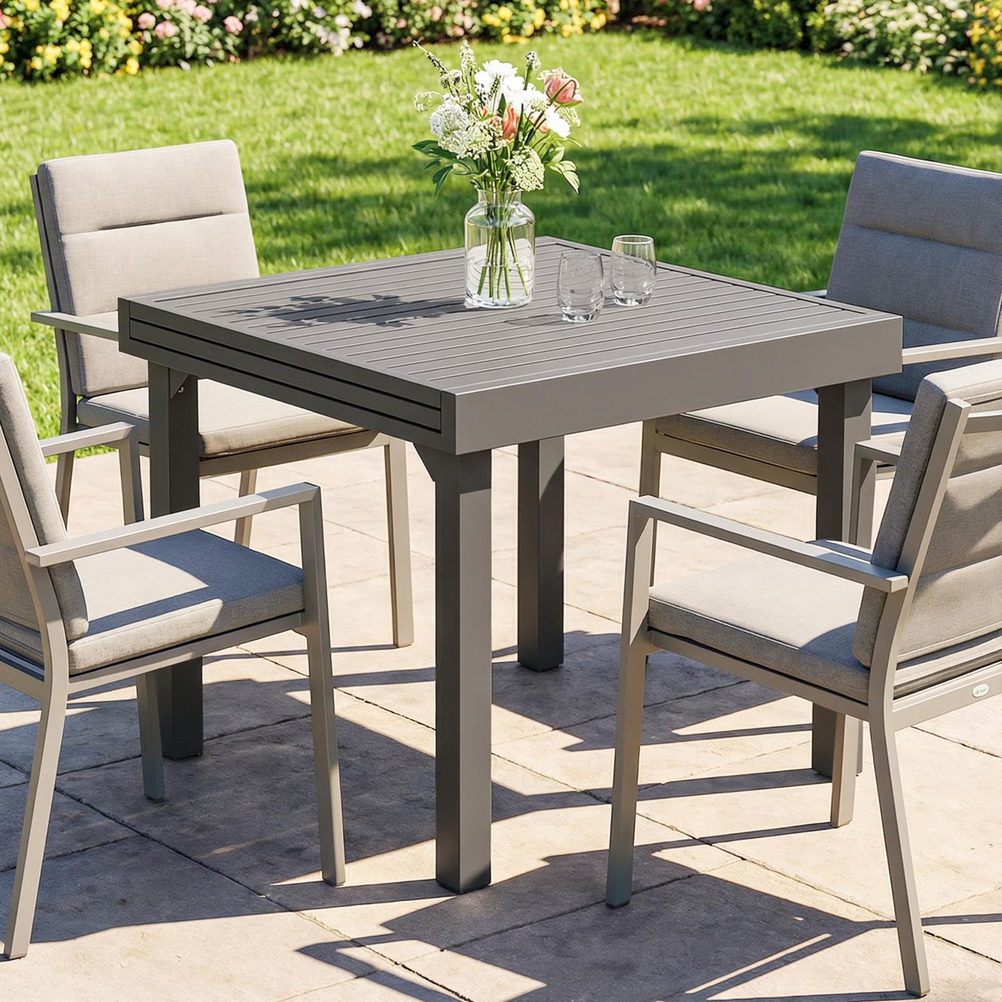 Outsunny Extending Outdoor Garden Table For 4 To 8 People With Slatted Aluminium Top Dark Grey