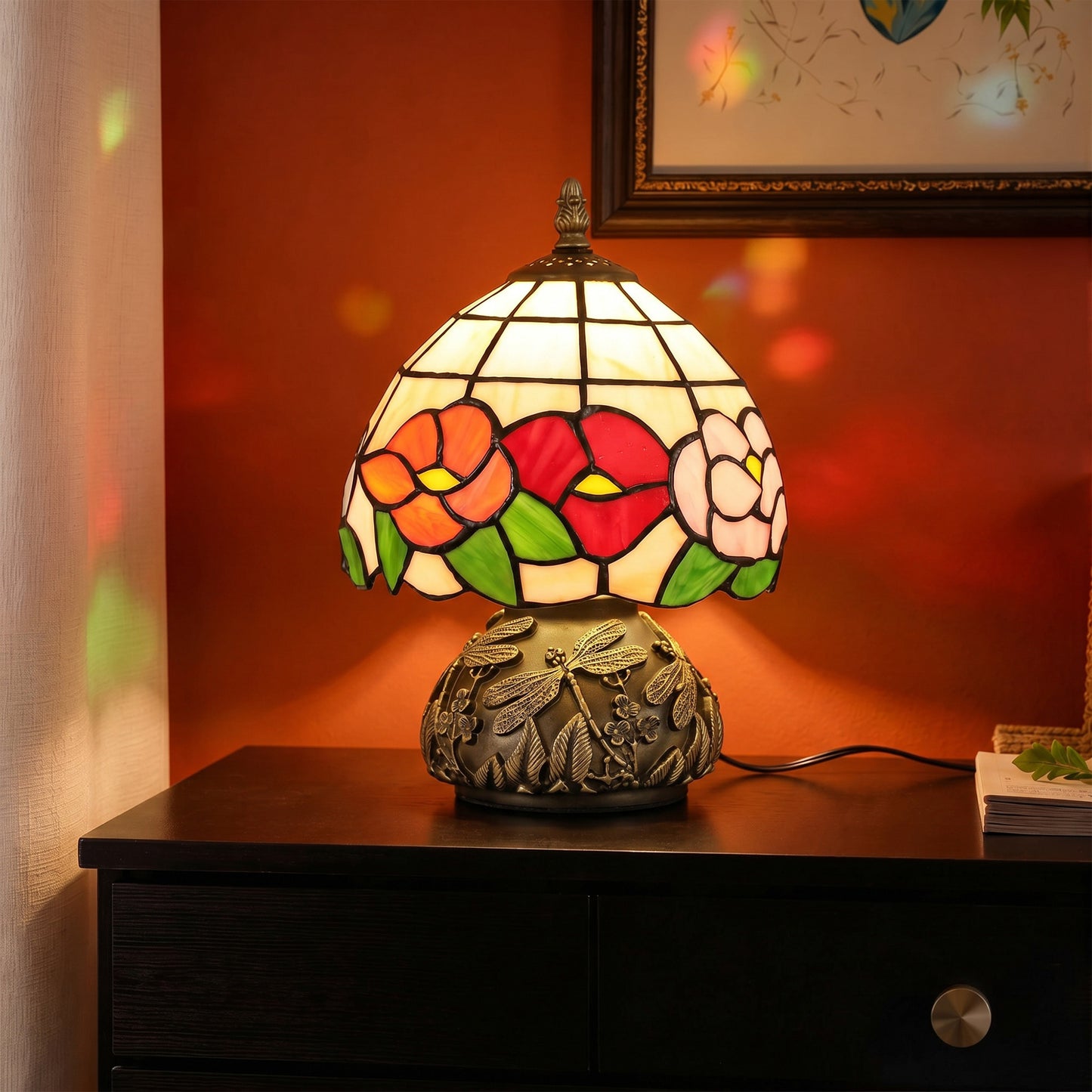 HOMCOM Handcrafted Classic Stained Glass Bedside Lamp Tiffany Style Lamp with Sculpted Dragonfly Base Multi Coloured