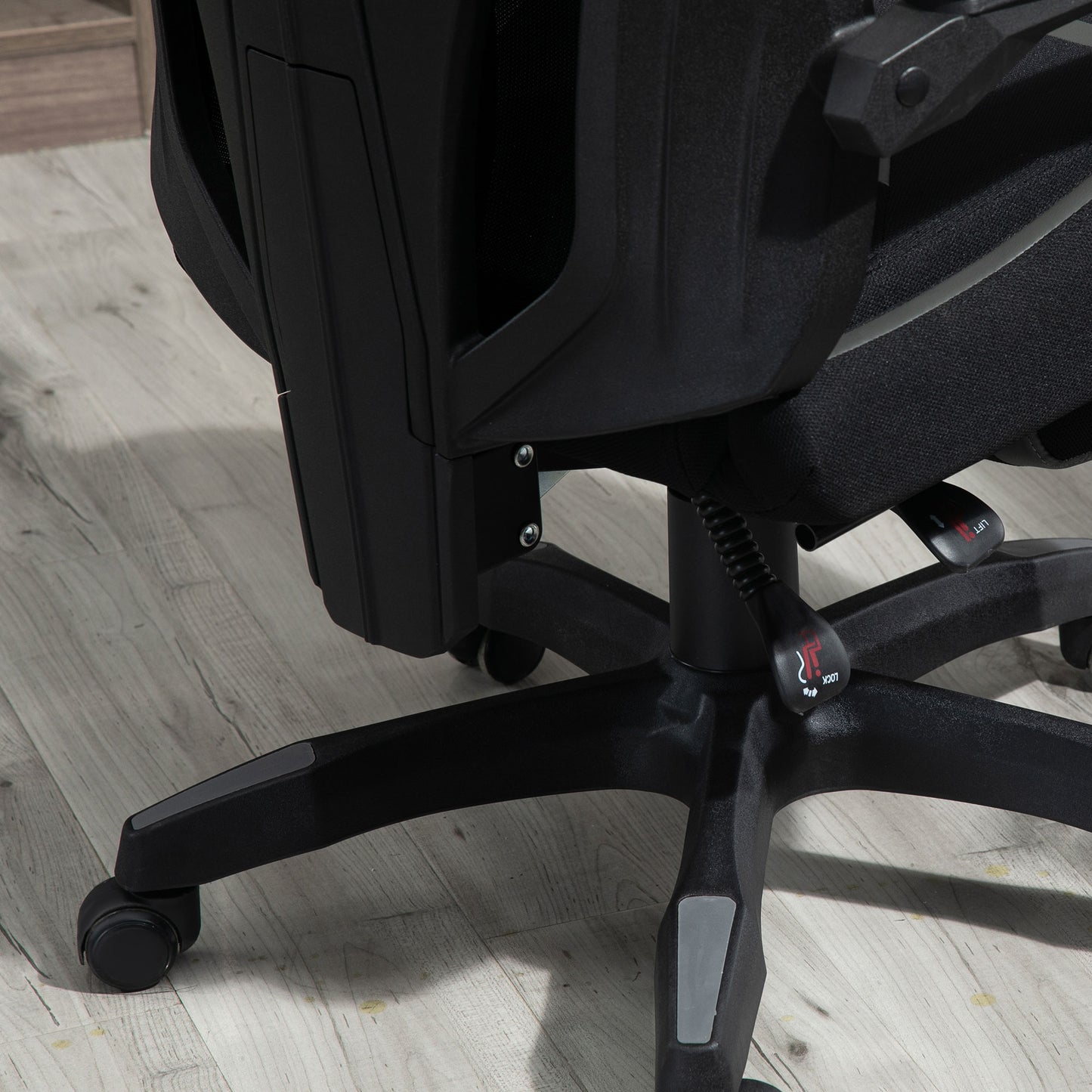 Vinsetto Ergonomic Adjustable Mesh Office Chair with Footrest and Lumbar Support for Home and Office - ALL4U RETAILER LTD