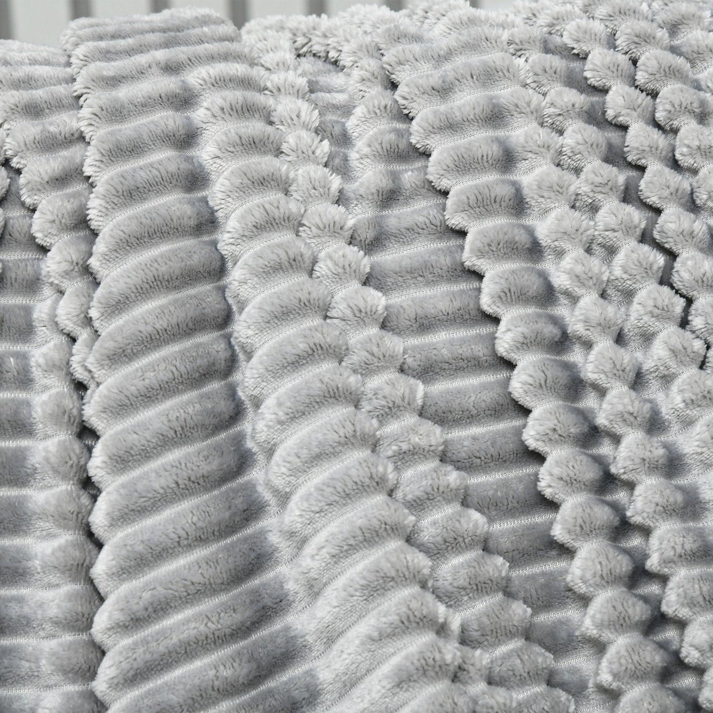 HOMCOM Fleece Blanket - Cozy Bed Throw, Gray - ALL4U RETAILER LTD