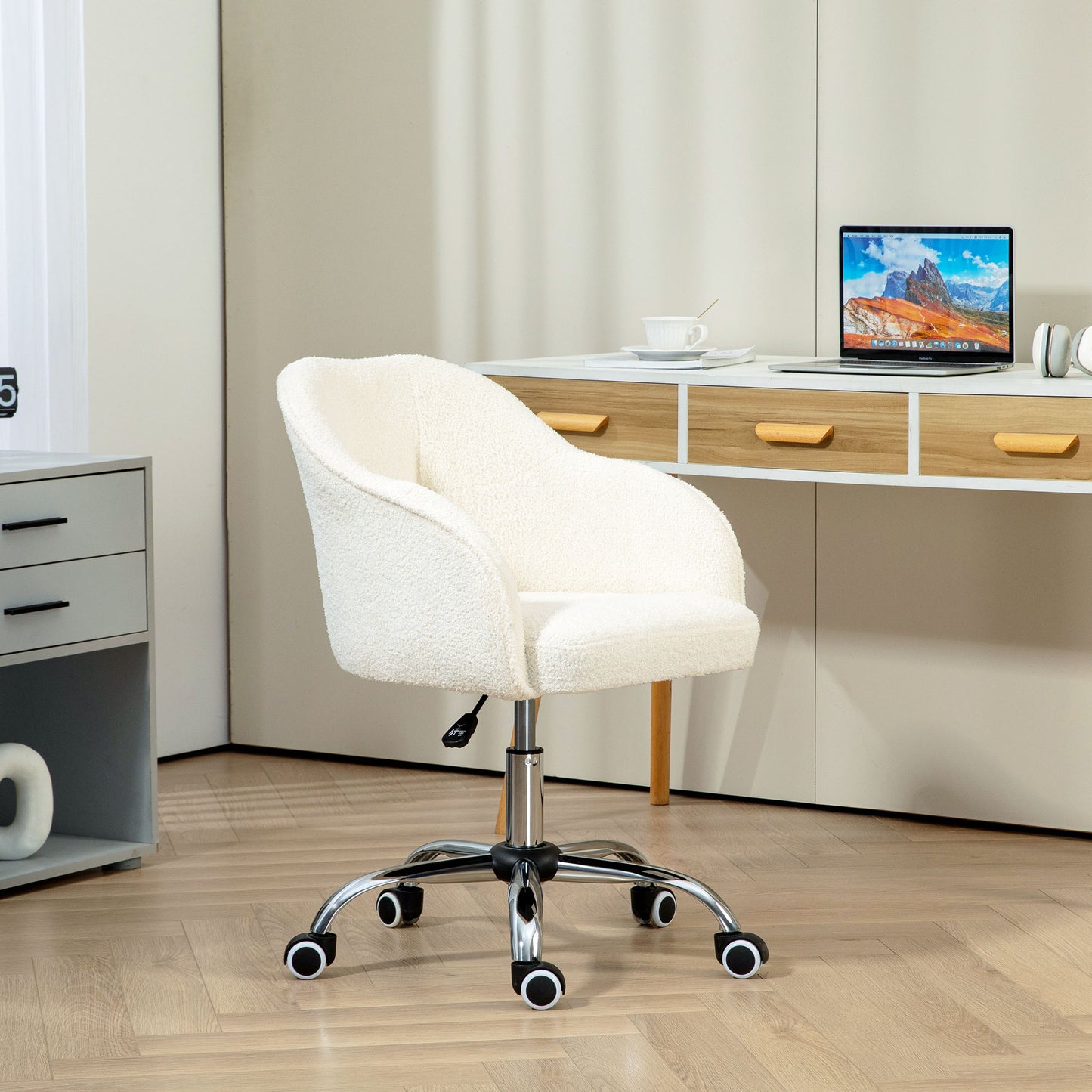 Vinsetto Cozy Cream White Fluffy Fabric Swivel Office Chair - Adjustable Makeup Vanity & Study Chair with Wheels