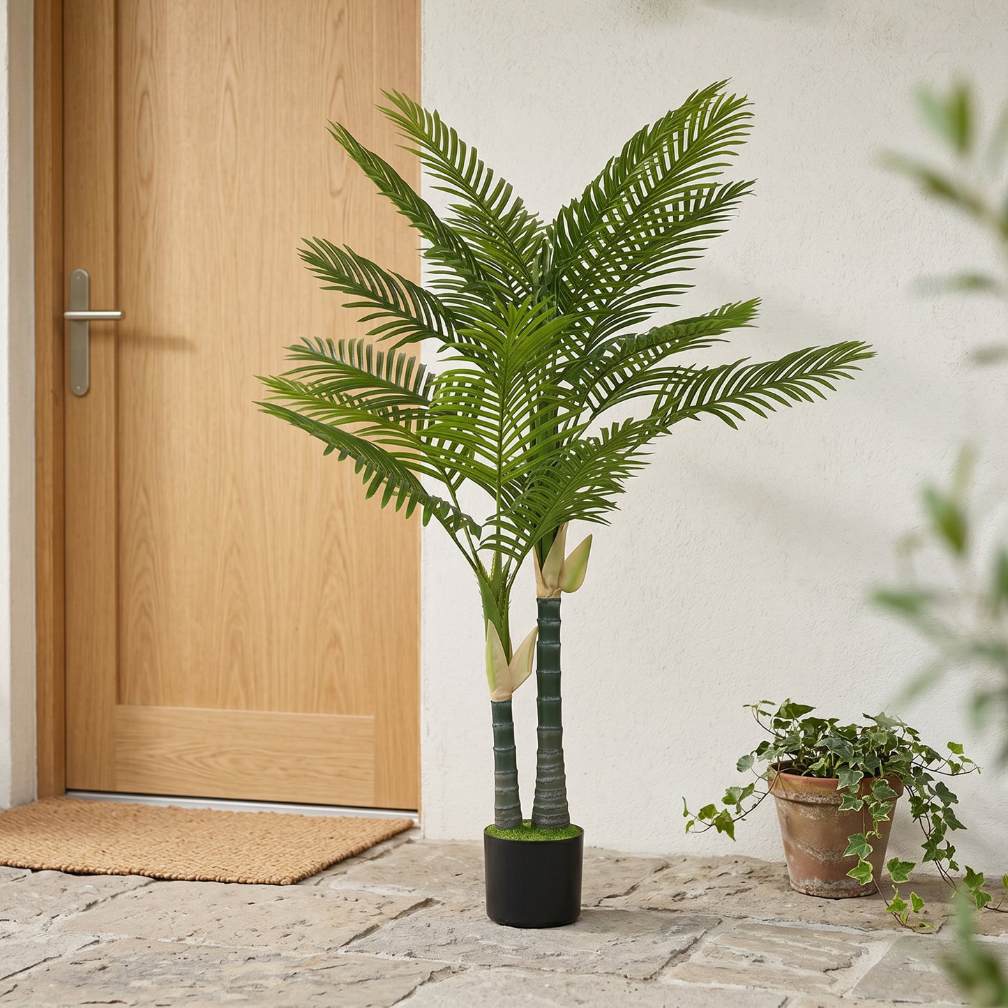 HOMCOM 150cm Artificial Palm Tree With 16 PEVA Leaves, Potted Faux Plant With Moss Base For Living Room Decor Green