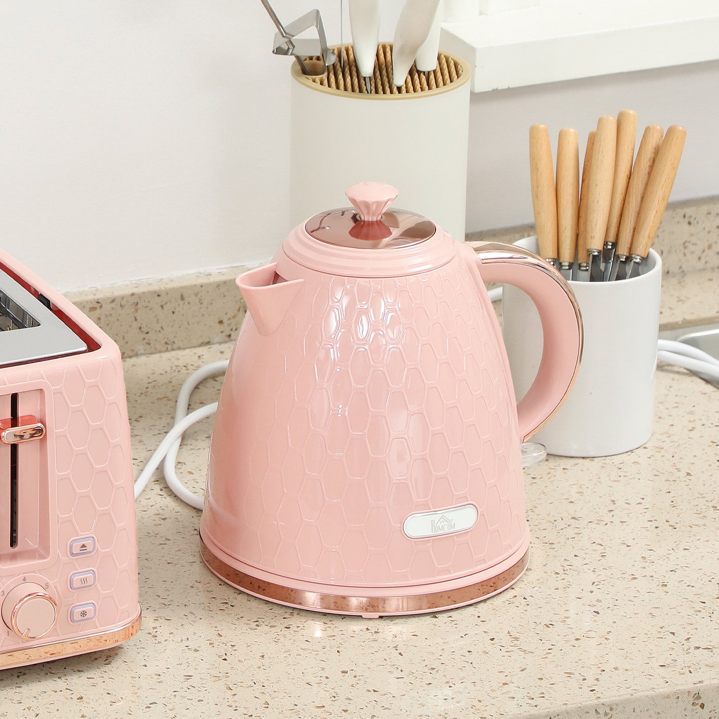 HOMCOM Kettle and Toaster Set 1.7L 3000W Fast Boil Kettle 4 Slice Toaster Honeycomb Pattern Light Pink