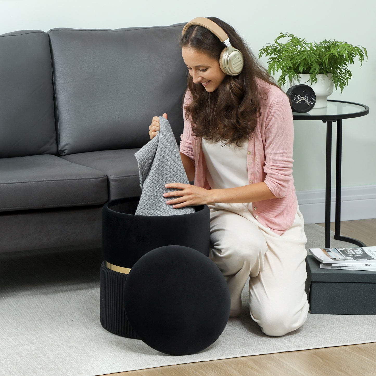 HOMCOM Velvet-Feel Storage Ottoman With Hidden Storage And Soft Black Upholstery For Living Room And Bedroom Decor