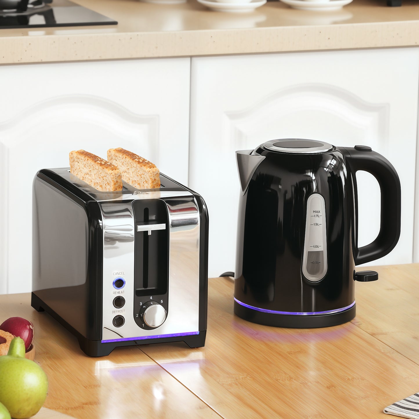 HOMCOM Polished Toaster And Kettle Set Black With Sleek Countertop Design And LED Ambience