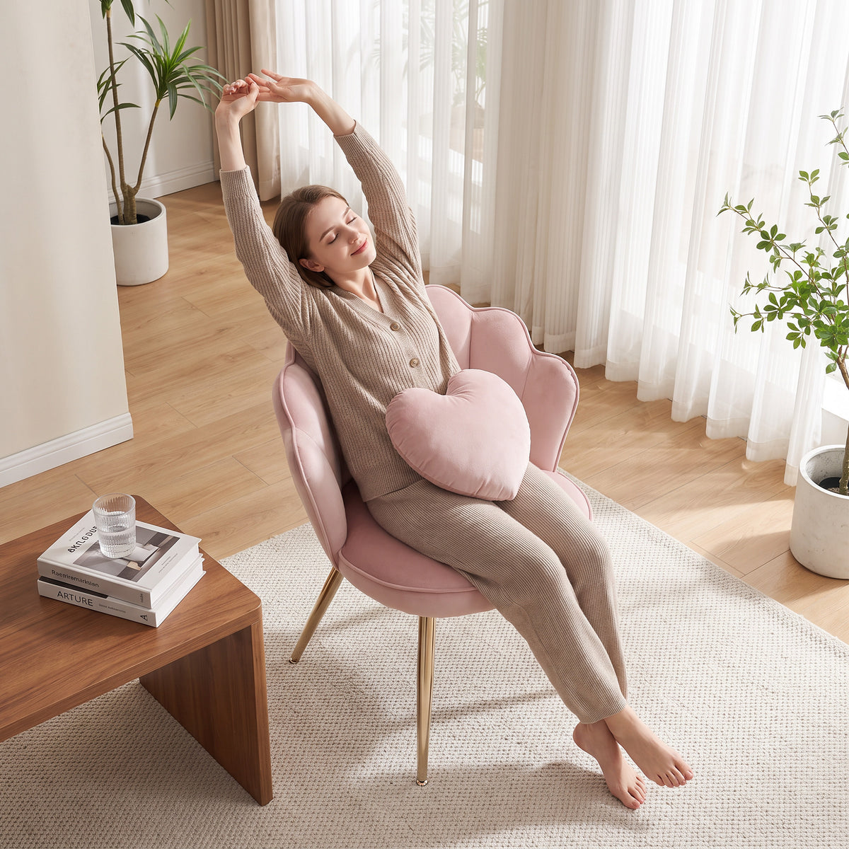 HOMCOM Velvet Accent Chair With Lotus Back And Heart Pillow Soft Pink