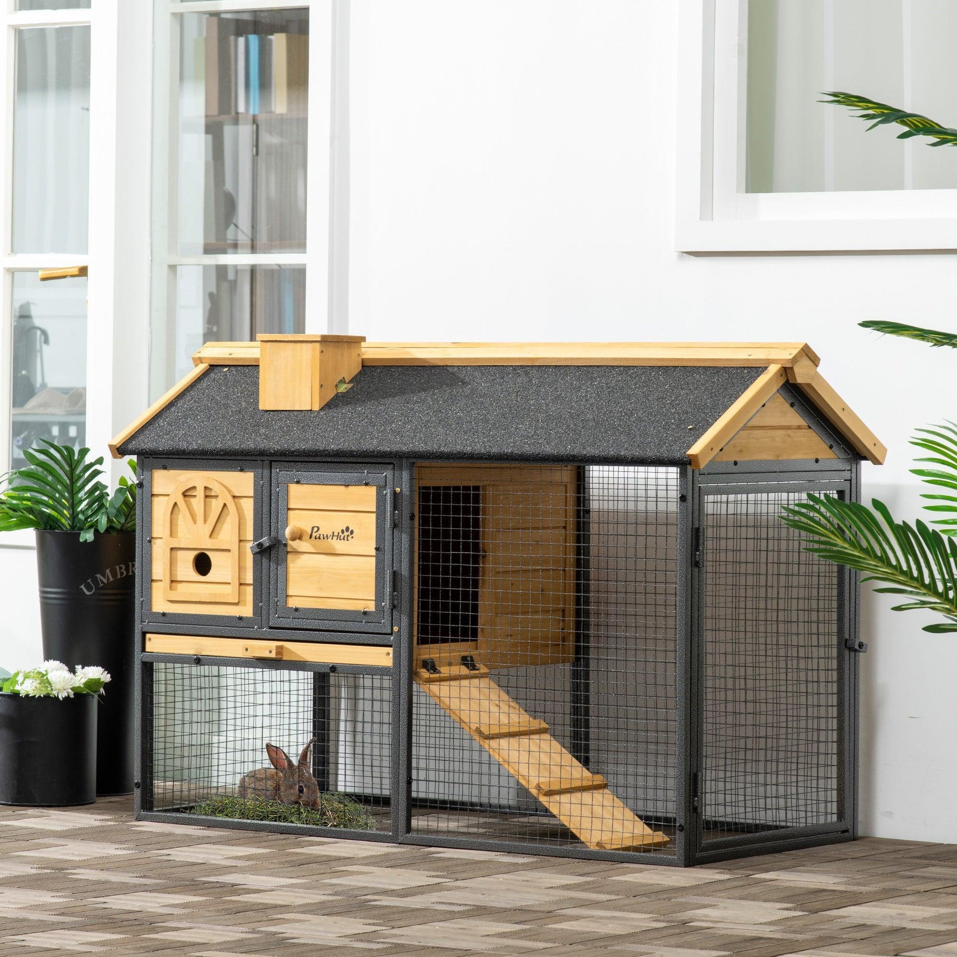 PawHut Outdoor Bunny Cage with Run, Removable Tray, 120x55.5x80 cm - ALL4U RETAILER LTD