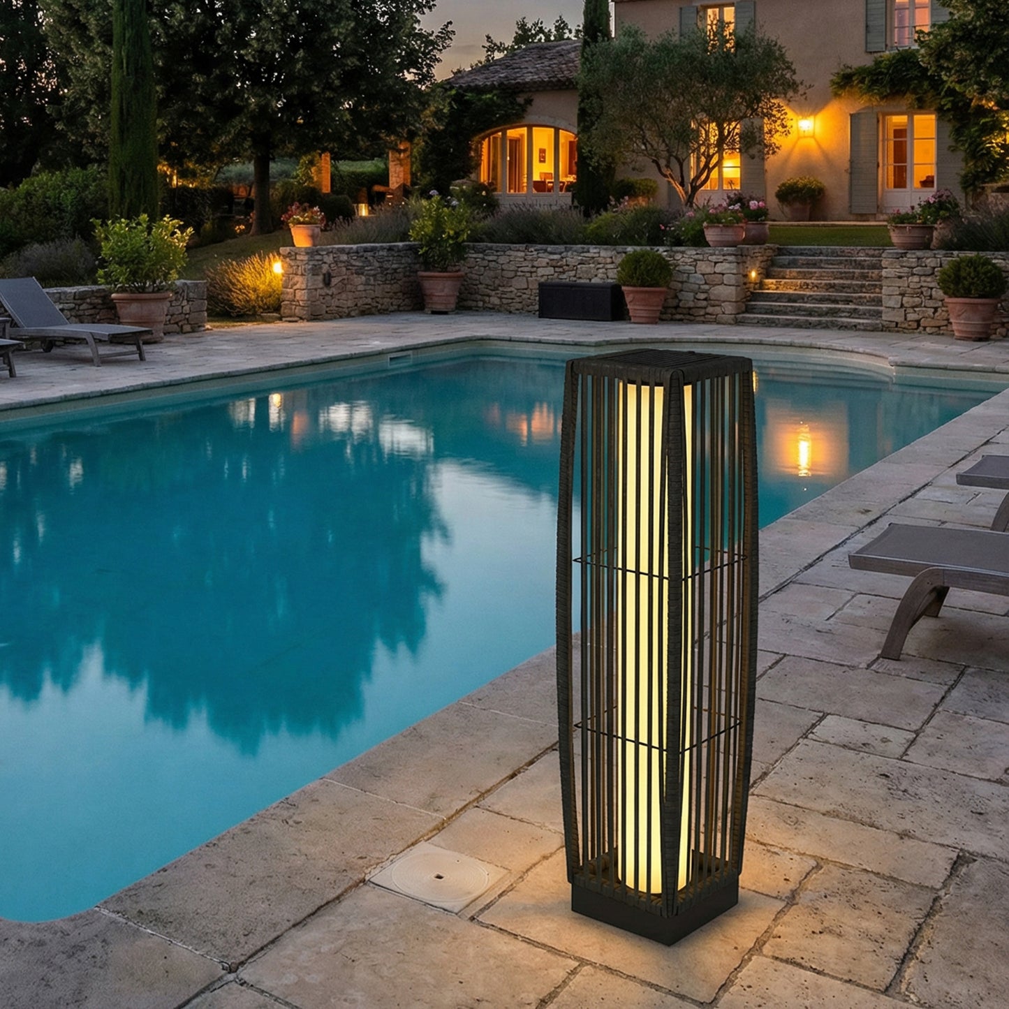 Outsunny Solar Rattan Floor Lamp Outdoor Garden Lantern With Auto On Off LED Lights IP44 Patio Terrace Dark Grey