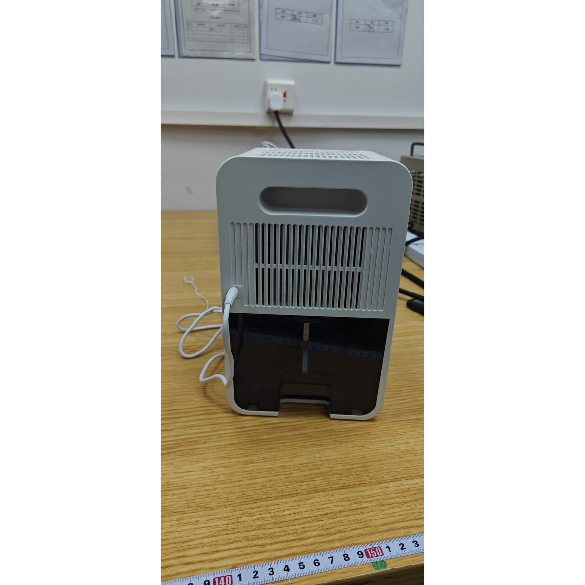 HOMCOM 400mL Daily Small Dehumidifier With RGB Lights, Timer And LED Display