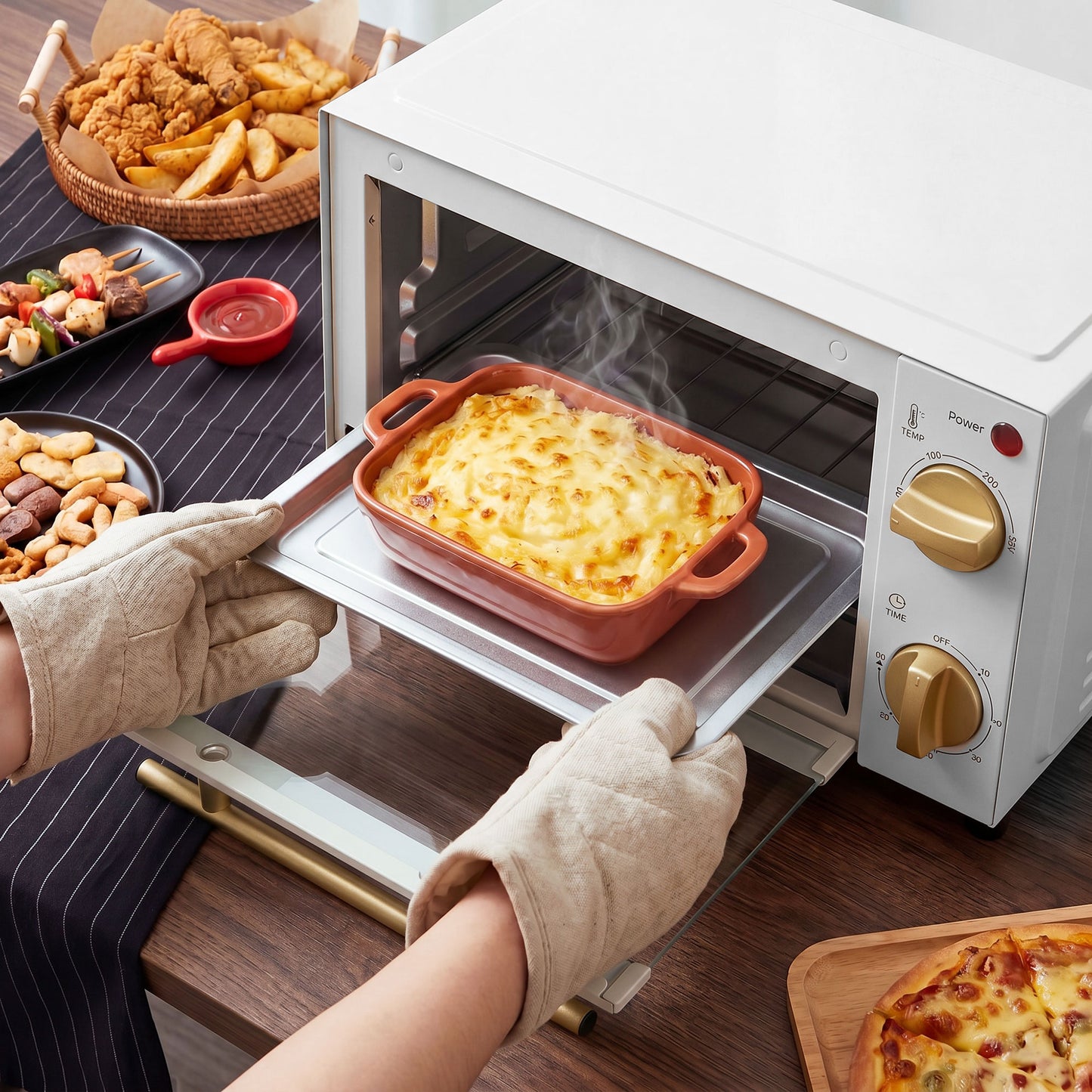 HOMCOM 9L Mini Toaster Oven With Adjustable Temperature And Timer 750W White Includes Wire Rack And Tray