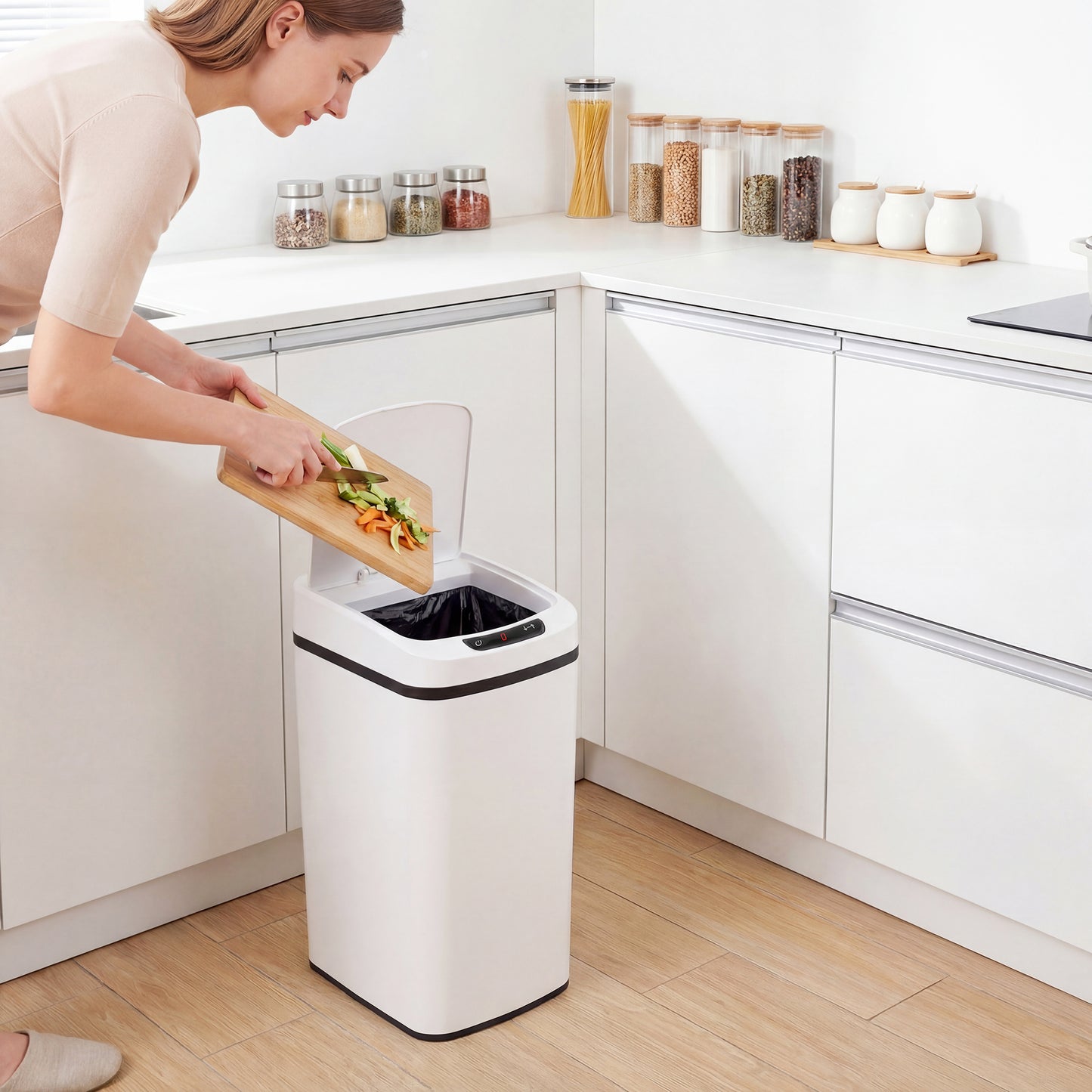 HOMCOM 12L Sensor Bin Automatic Touchless Motion Sensor Kitchen Bin Fingerprint Resistant Stainless Steel White