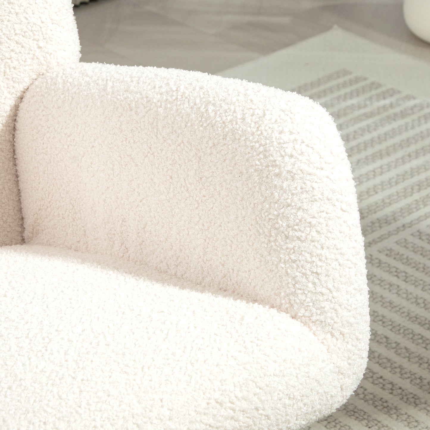 HOMCOM Teddy Fleece Rocking Chair Cream White With High Density Foam Upholstery And Gentle 90 To 115 Degree Sway